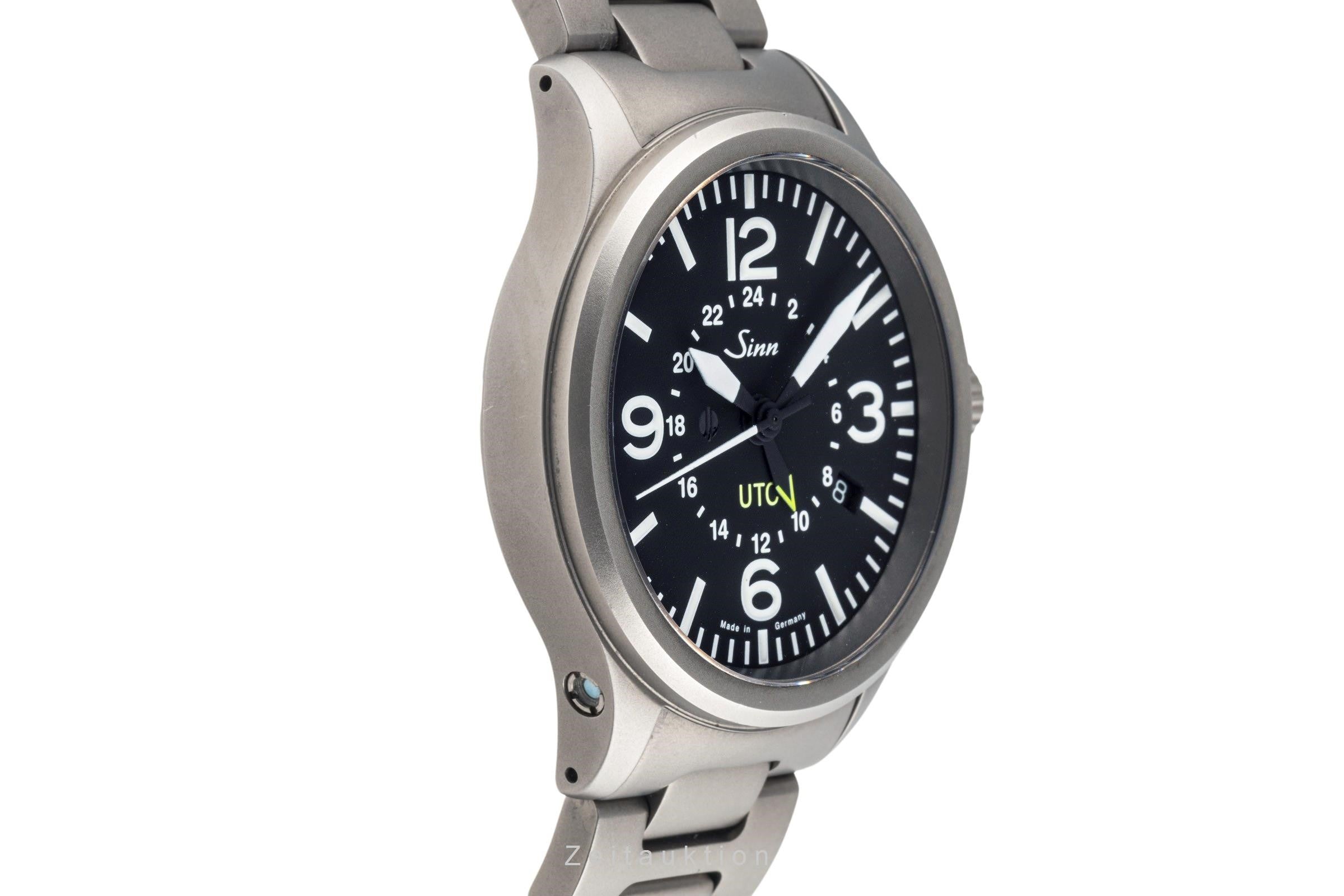 Sinn 856 UTC Automatik Datum Edelstahl Ref. 856.010 B&P 2019 NP: 2360,- € [2400029]