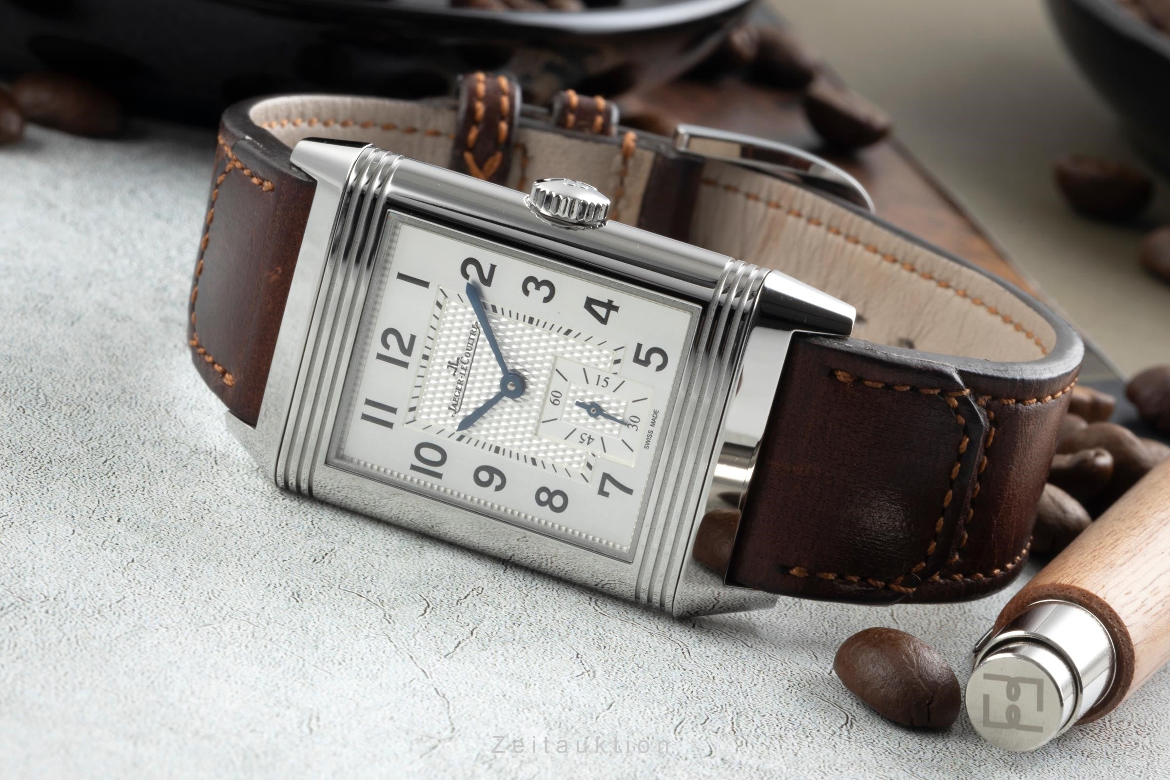 Jaeger LeCoultre Reverso acier à remontage manuel montre pour hommes Q3858522, 214.8.62 LP: 11400EUR  [2400682]
