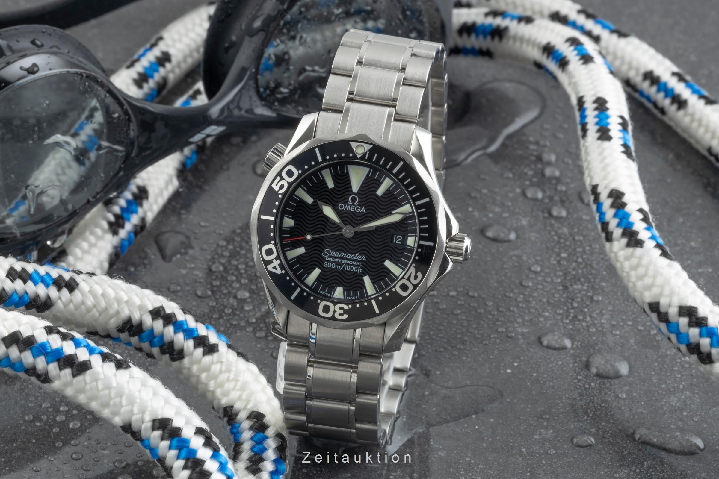 Omega Seamaster steel quartz men's watch 2262.50.00  [2401081]