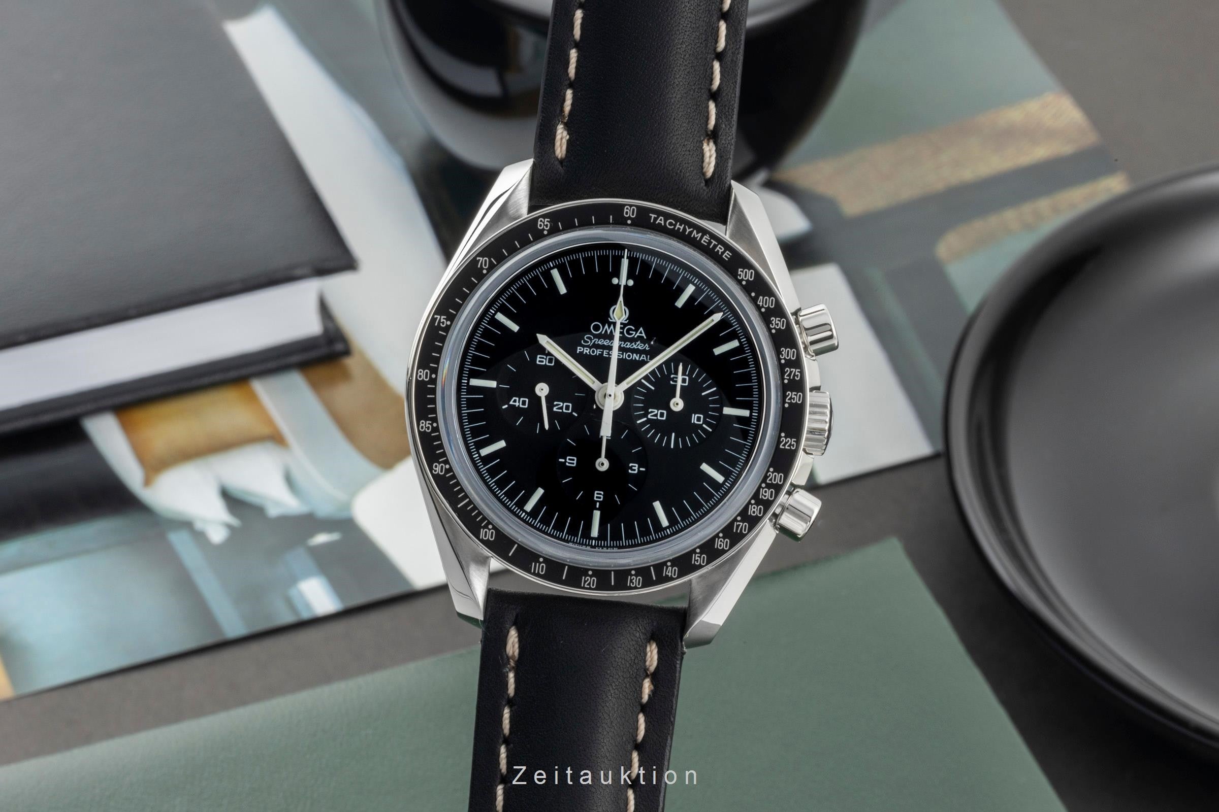 Omega Speedmaster Moonwatch chronograph steel manual winding men's watch 3573.50.00  [2401236]