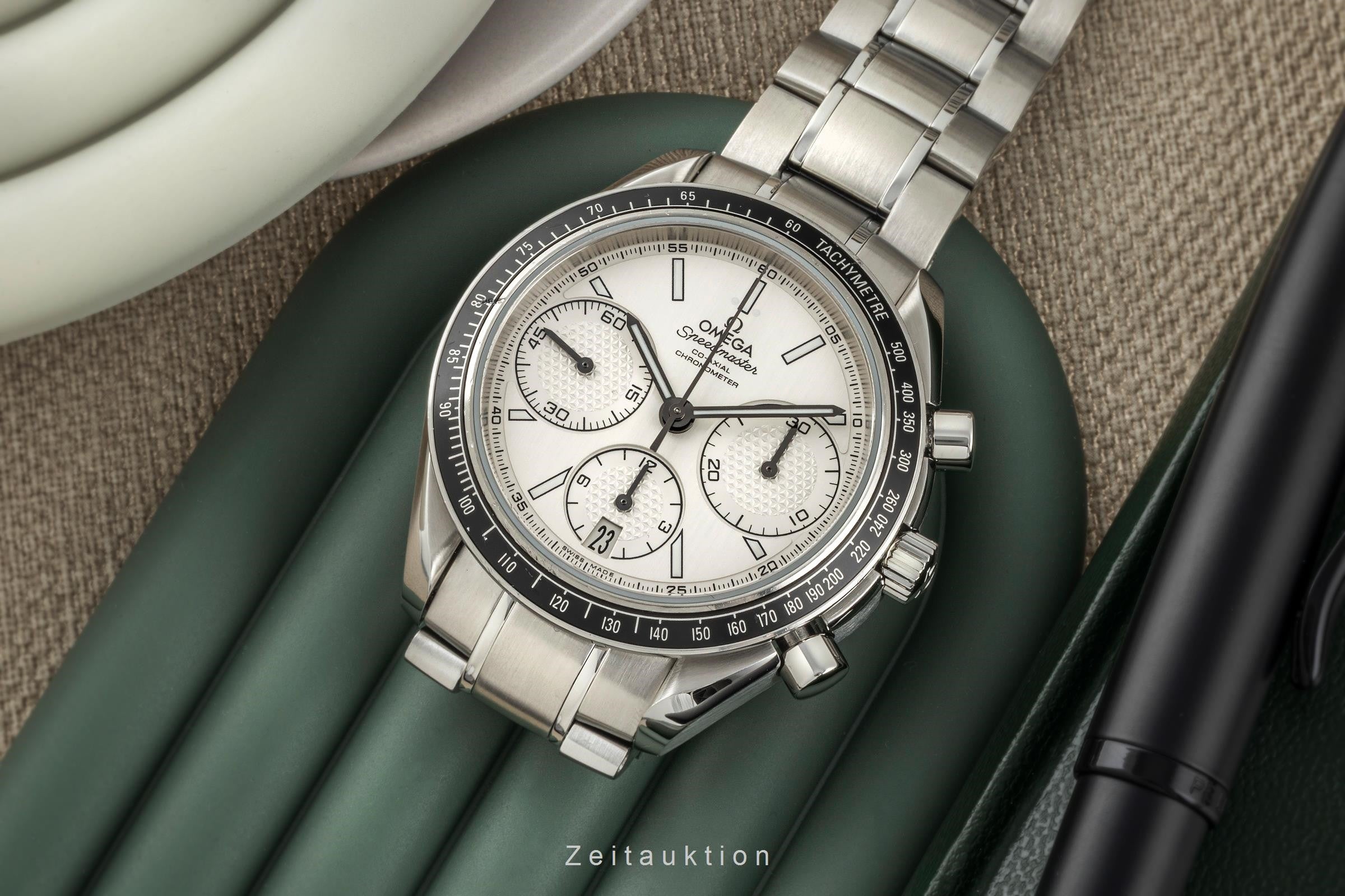 Omega Speedmaster Racing Chronograph Automatik Herrenuhr 326.30.40.50.02.001 [2401241]