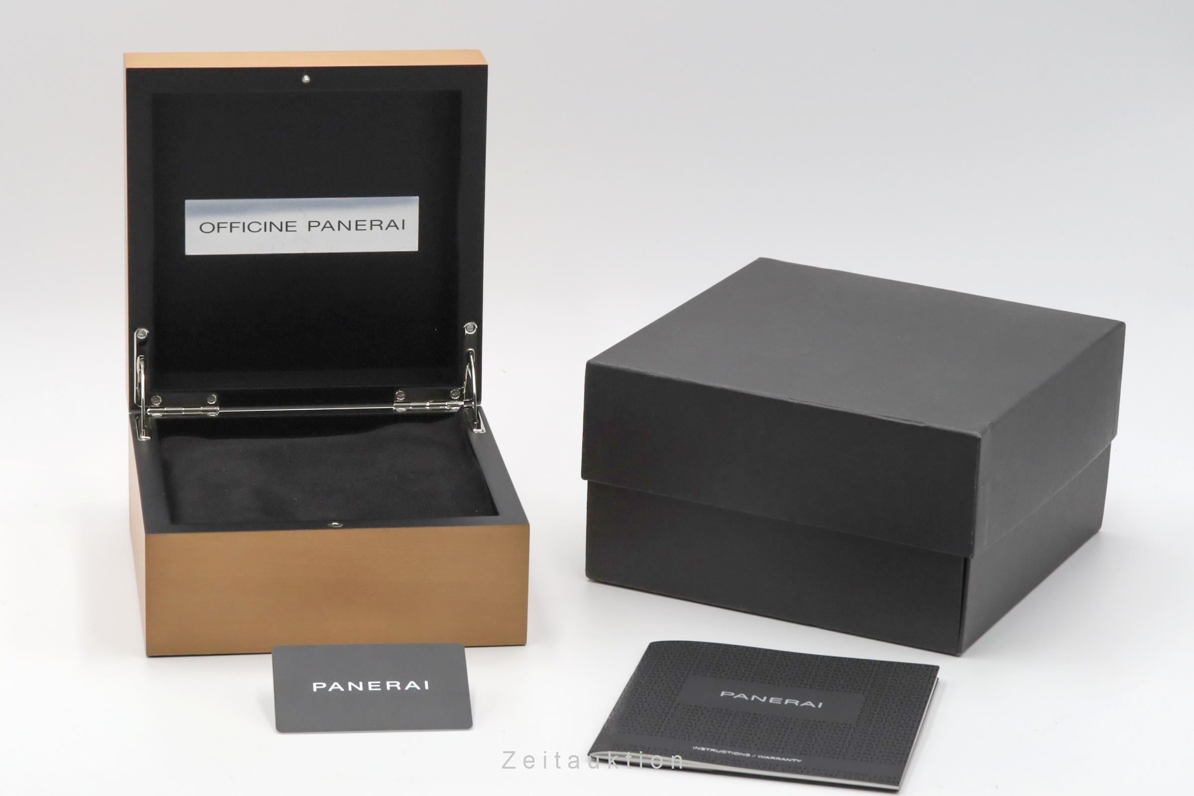 Panerai Luminor  titanium automatic men's watch PAM00927 LP: 7400EUR  [2401641]