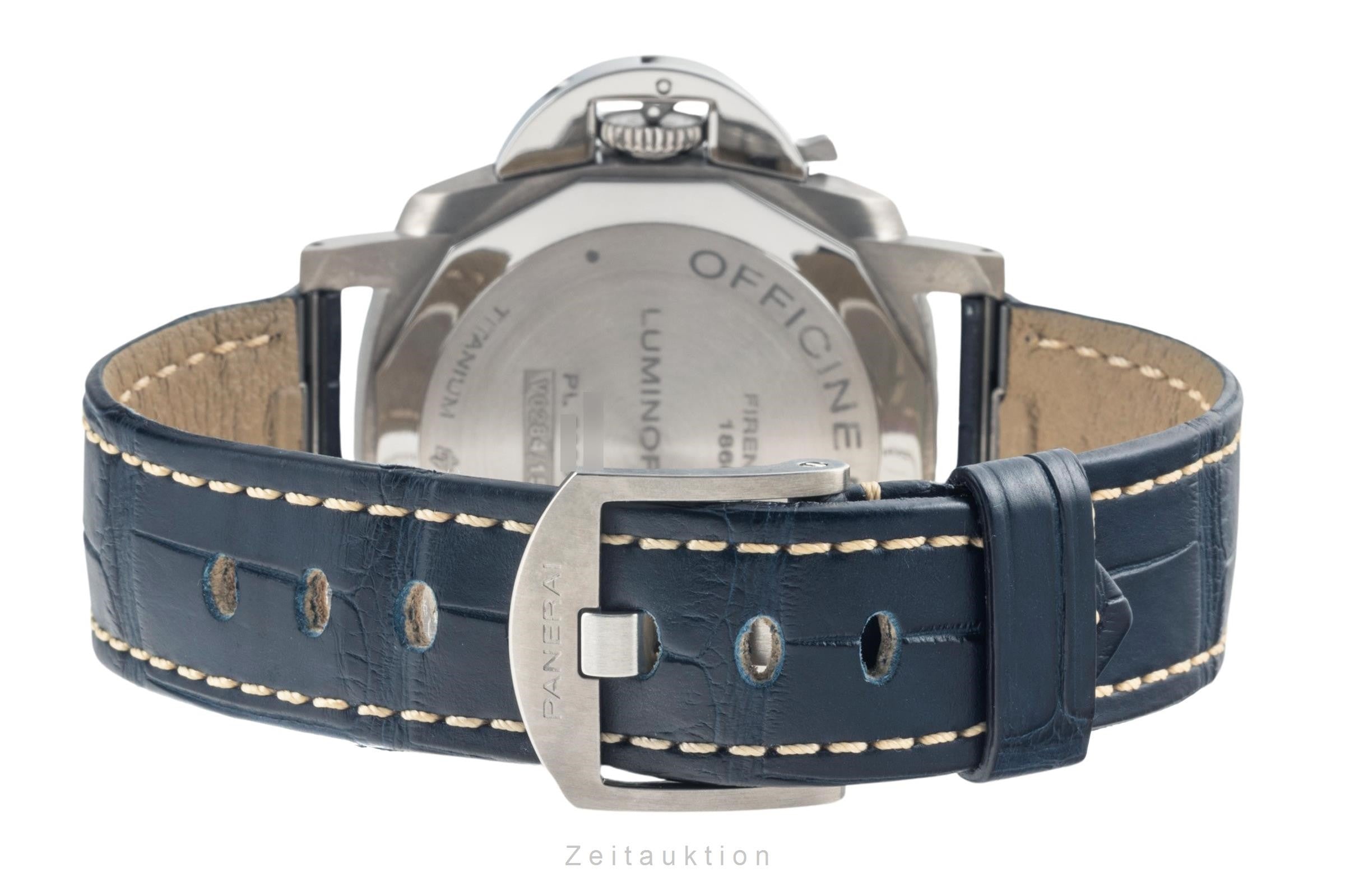 Panerai Luminor  titanium automatic men's watch PAM00927 LP: 7400EUR  [2401641]