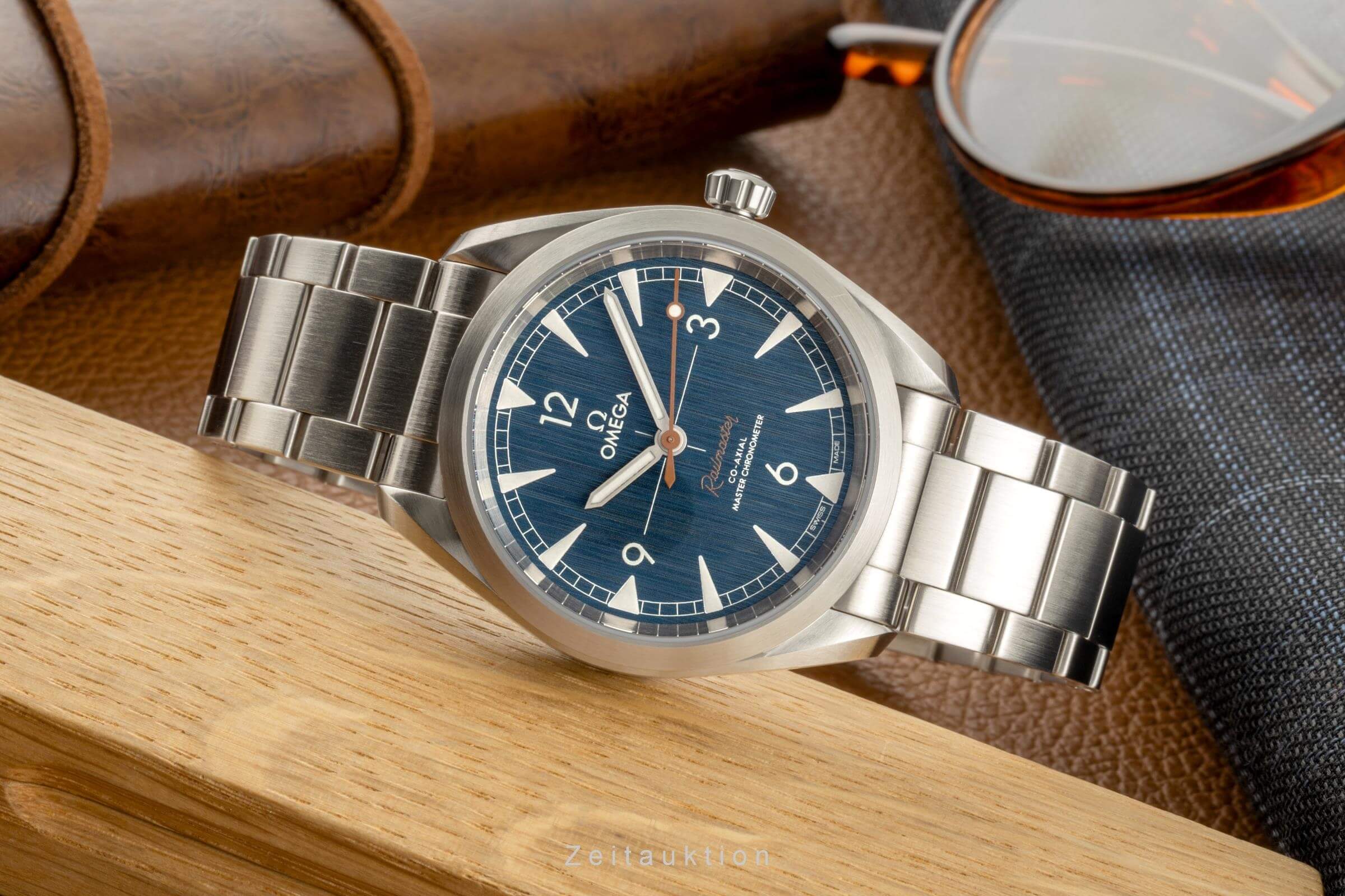 Omega Seamaster Railmaster Co-Axial Herrenuhr Ref. 220.10.40.20.03.001 NP: 5400€ [2402143]
