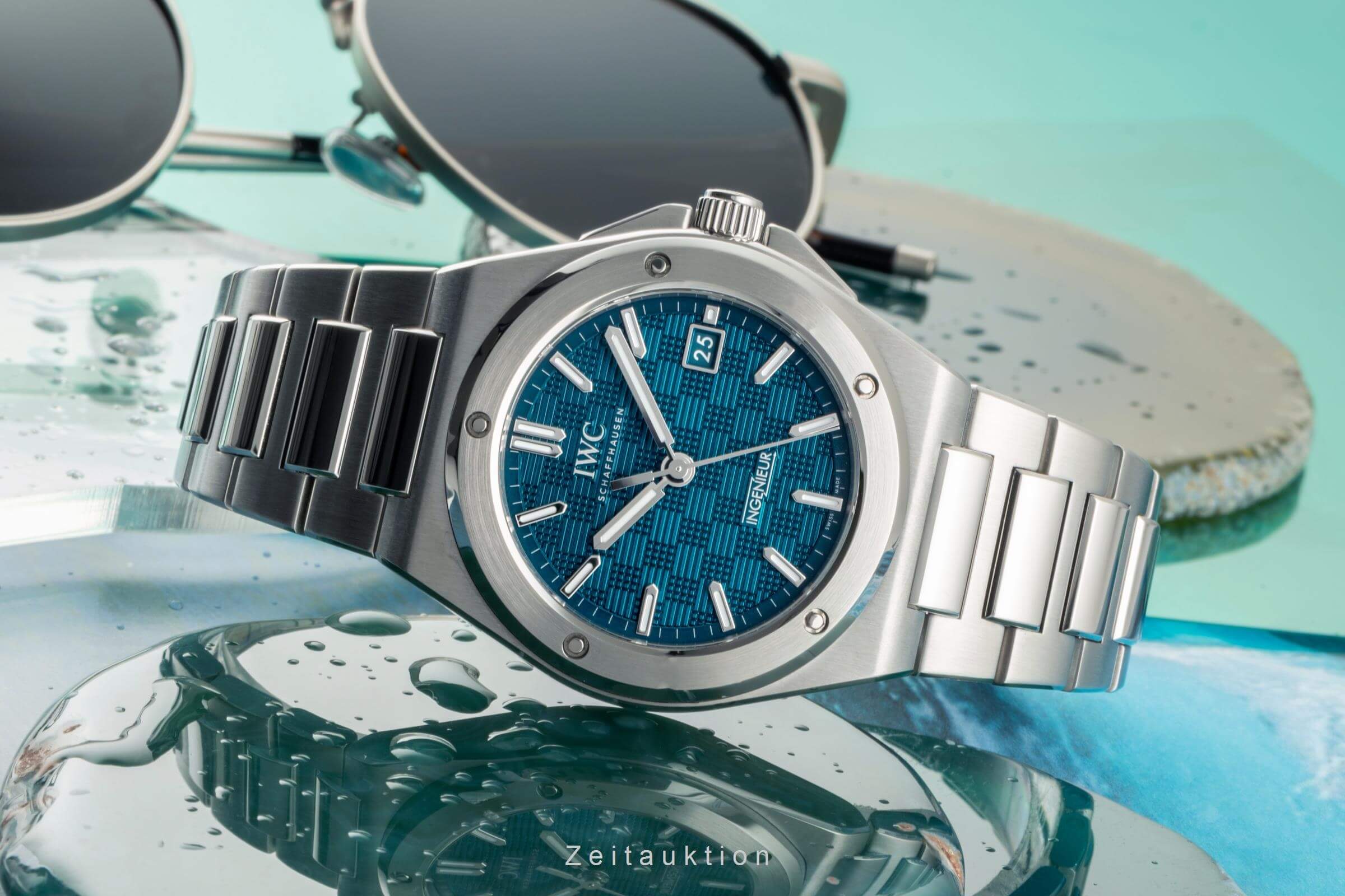 IWC Ingenieur 40 Green Dial Stahl Automatik Herrenuhr Ref. IW328903  B&P 2023 [2403234]