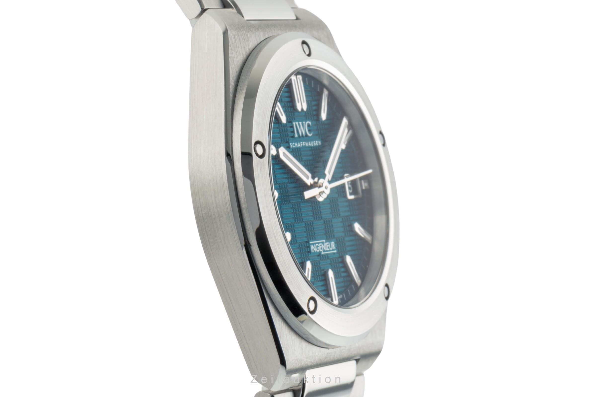 IWC Ingenieur 40 Green Dial Stahl Automatik Herrenuhr Ref. IW328903  B&P 2023 [2403234]