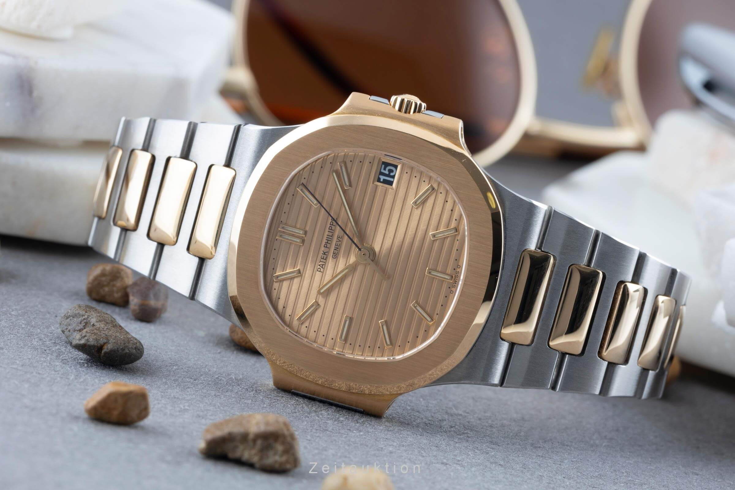 Patek Philippe Nautilus Stahl / Gold Automatik Datum Herrenuhr Ref. 3800/1  [2403505]