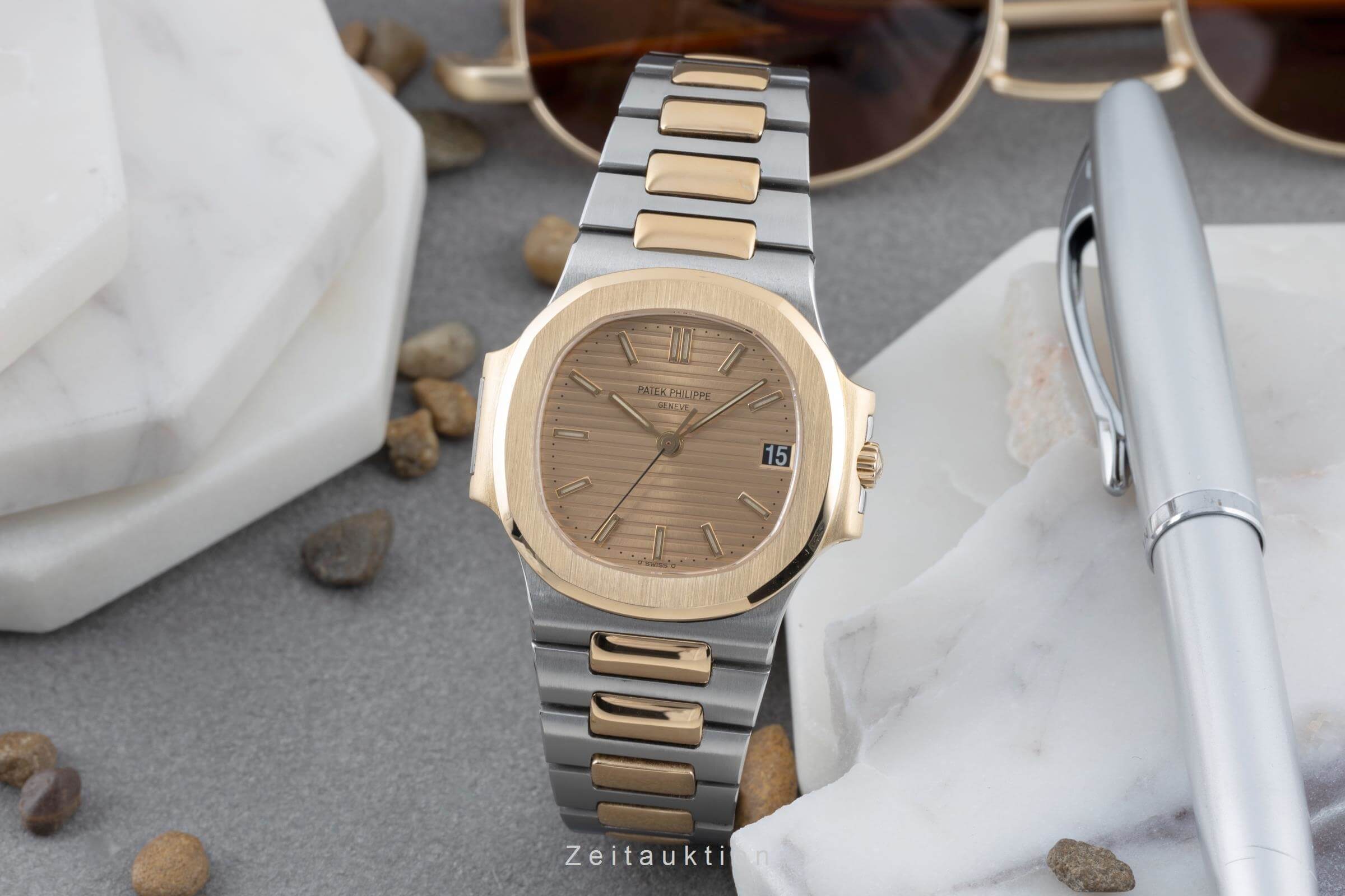 Patek Philippe Nautilus Stahl / Gold Automatik Datum Herrenuhr Ref. 3800/1  [2403505]
