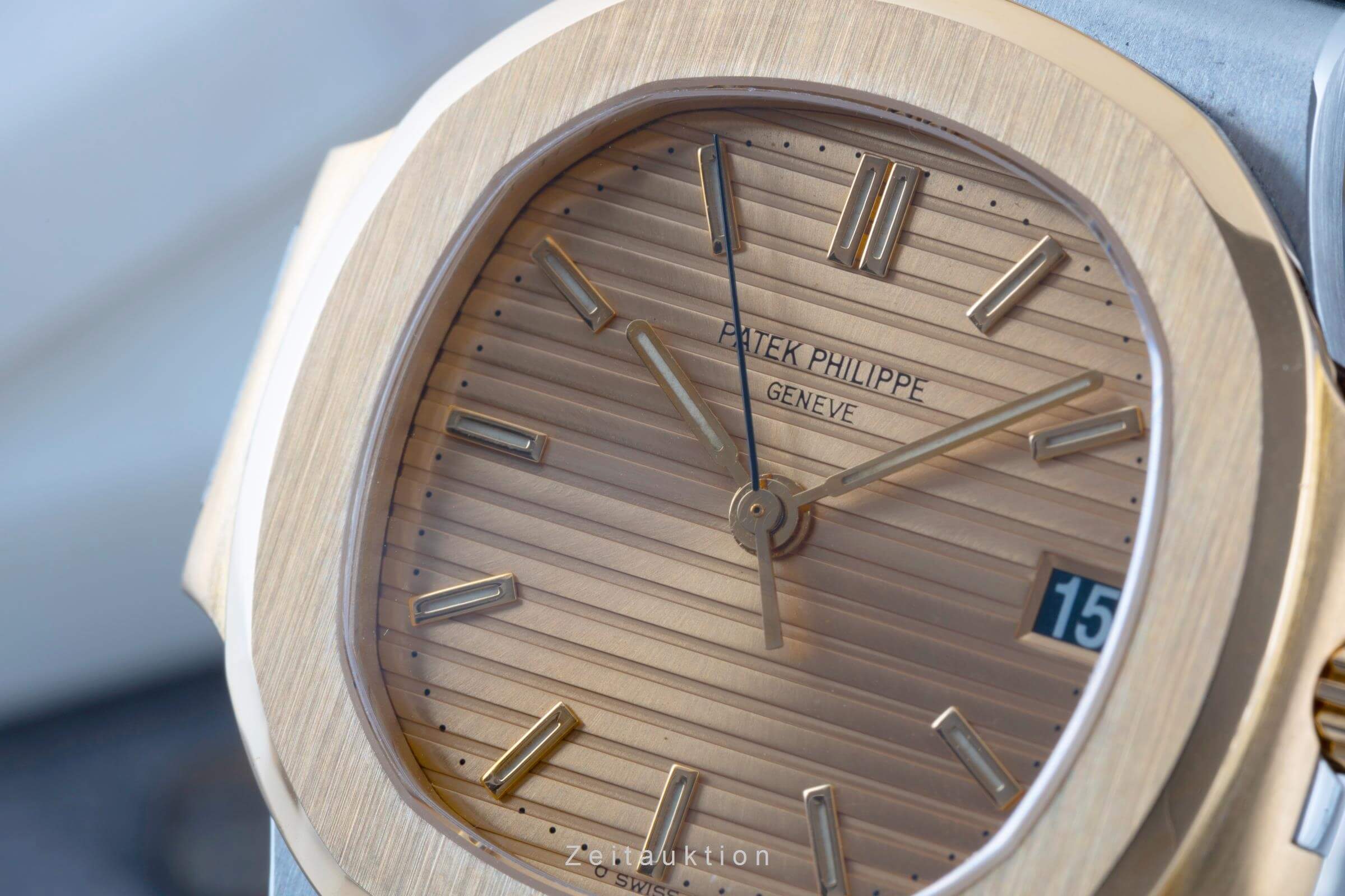 Patek Philippe Nautilus Stahl / Gold Automatik Datum Herrenuhr Ref. 3800/1  [2403505]