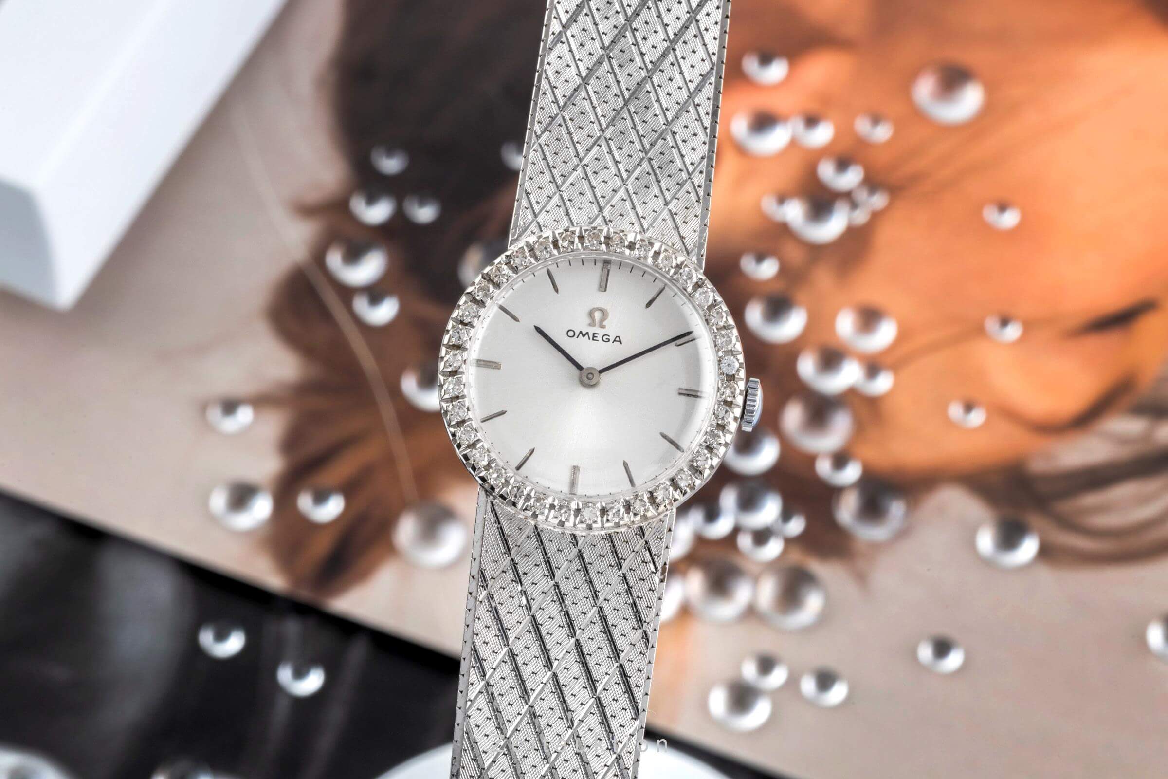 Omega 18 ct white gold manual winding women's watch Vintage  [2404393]