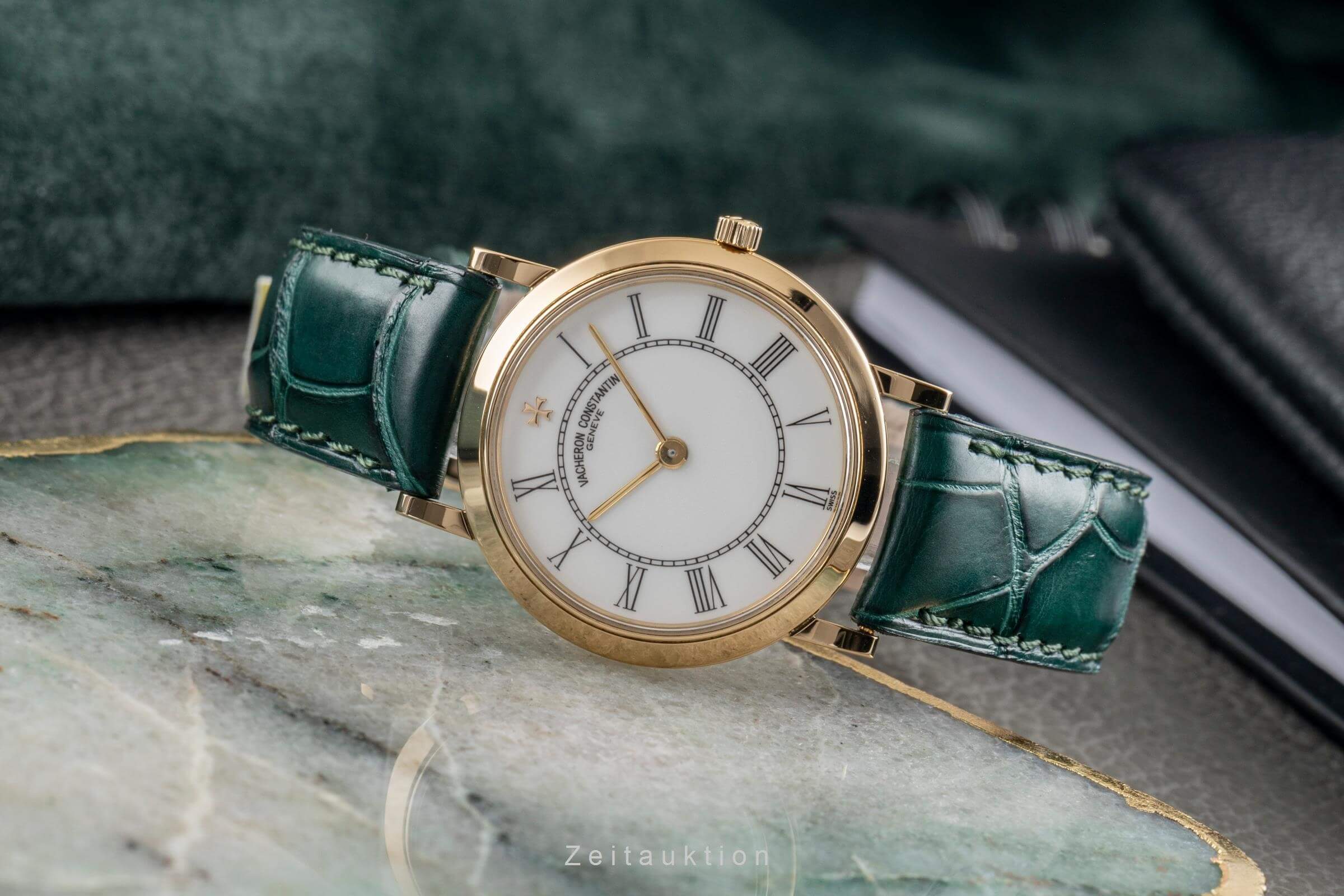 Vacheron & Constantin Geneve or 18 ct à remontage manuel montre pour femmes 14070  [2404546]