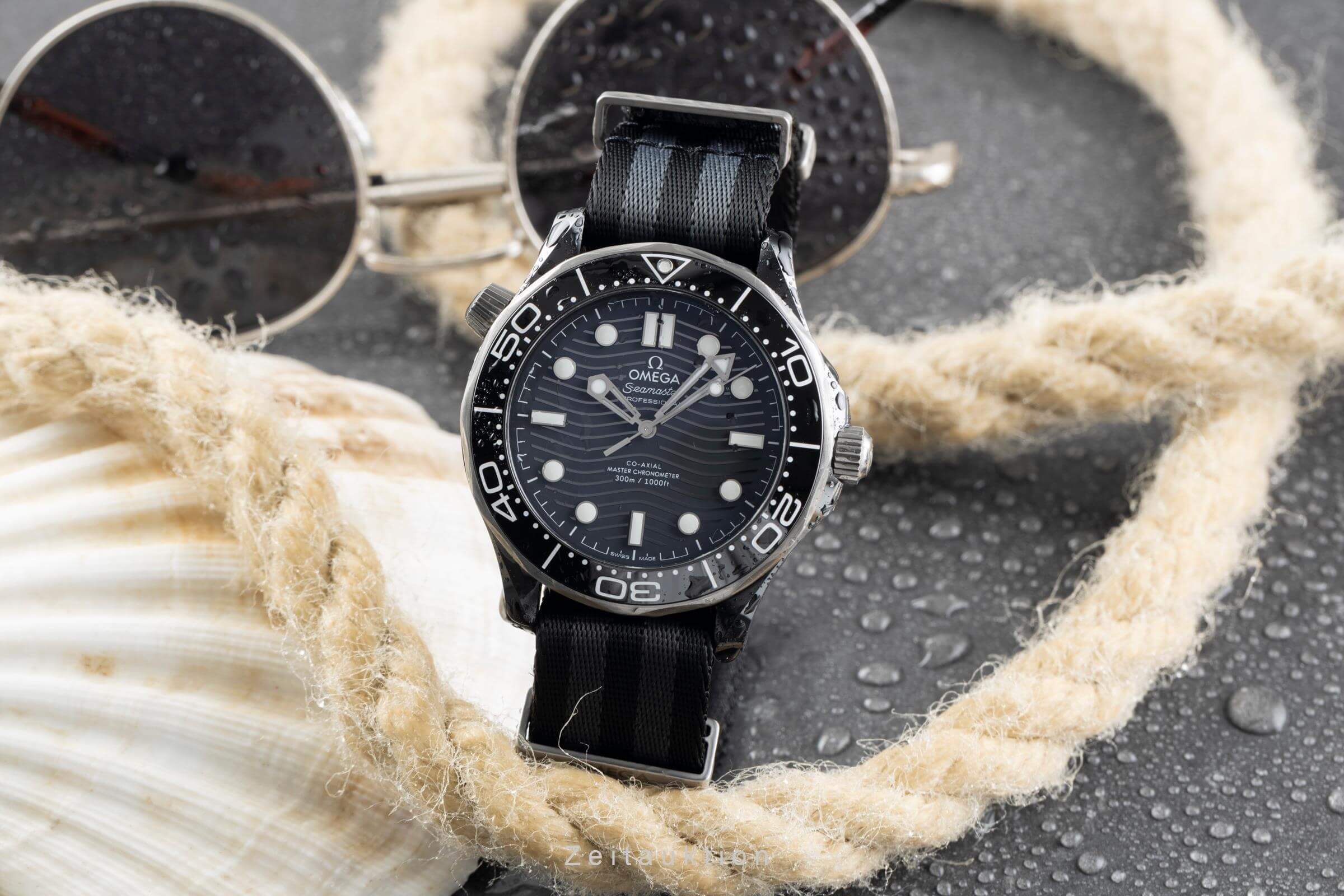 Omega Seamaster ceramic / titanium automatic men's watch 210.92.44.20.01.002 LP: 9700EUR  [2404609]