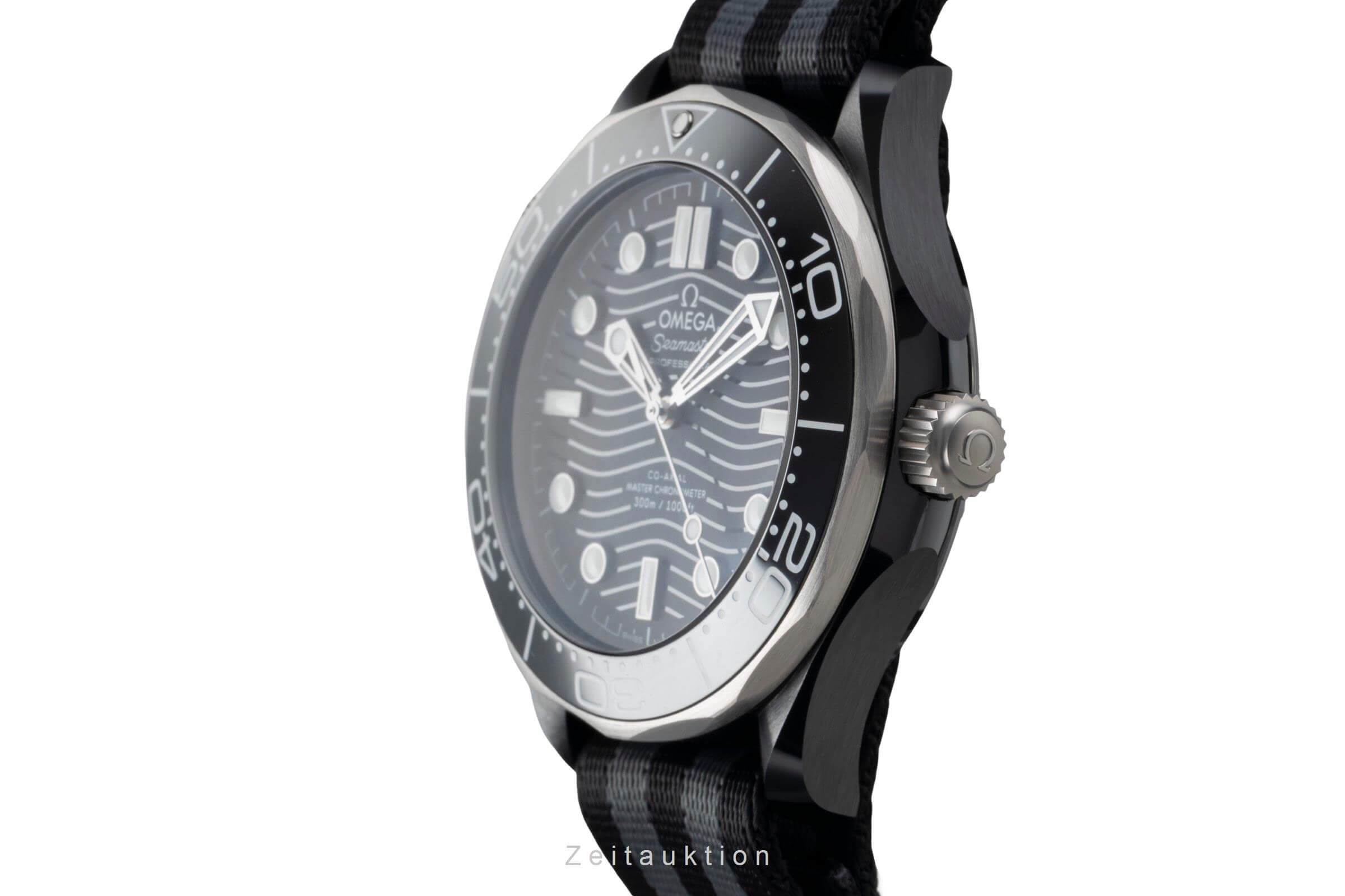 Omega Seamaster ceramic / titanium automatic men's watch 210.92.44.20.01.002 LP: 9700EUR  [2404609]