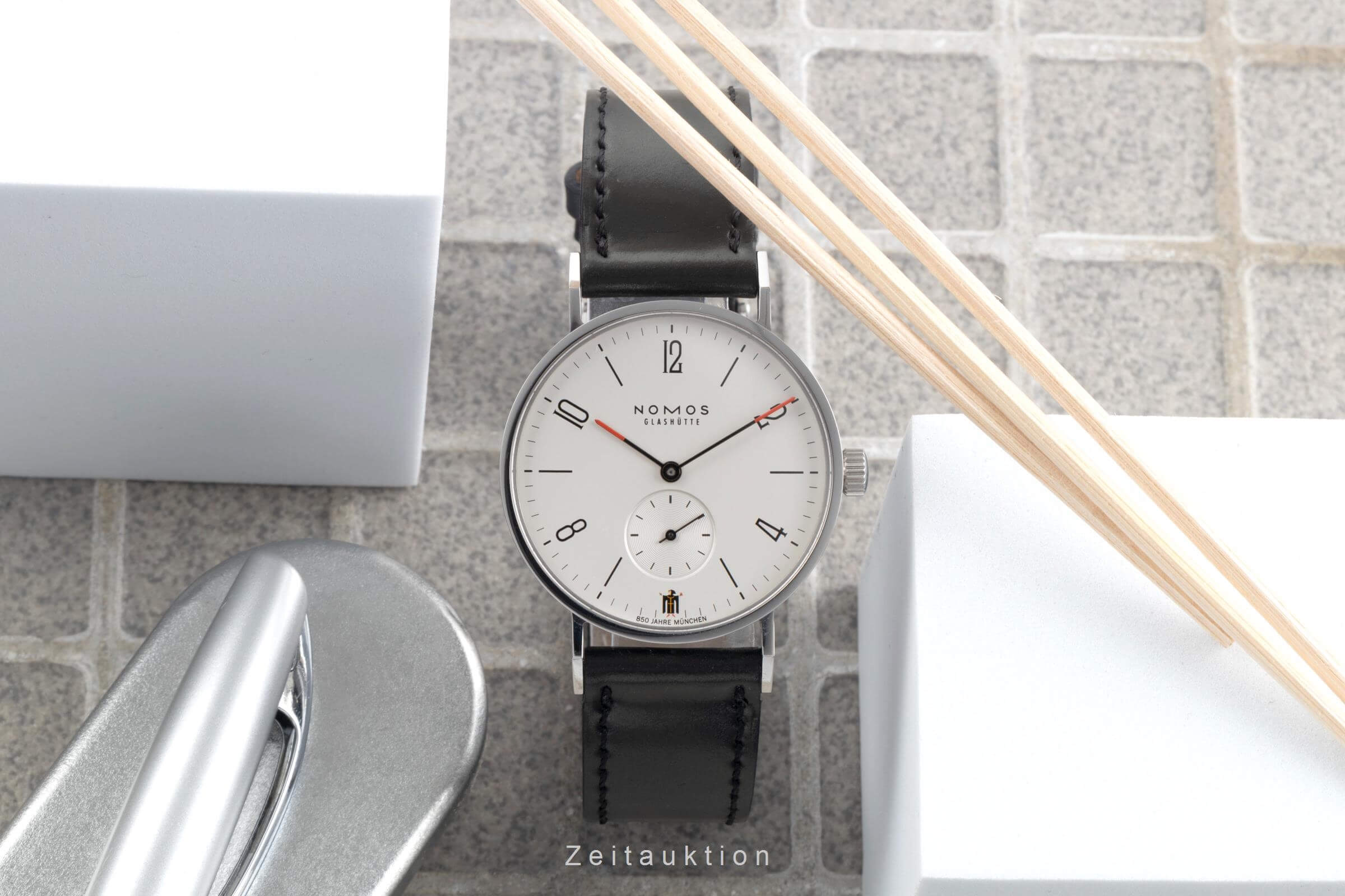 Nomos Tangente acero cuerda manual reloj para caballeros Limited  [2405652]