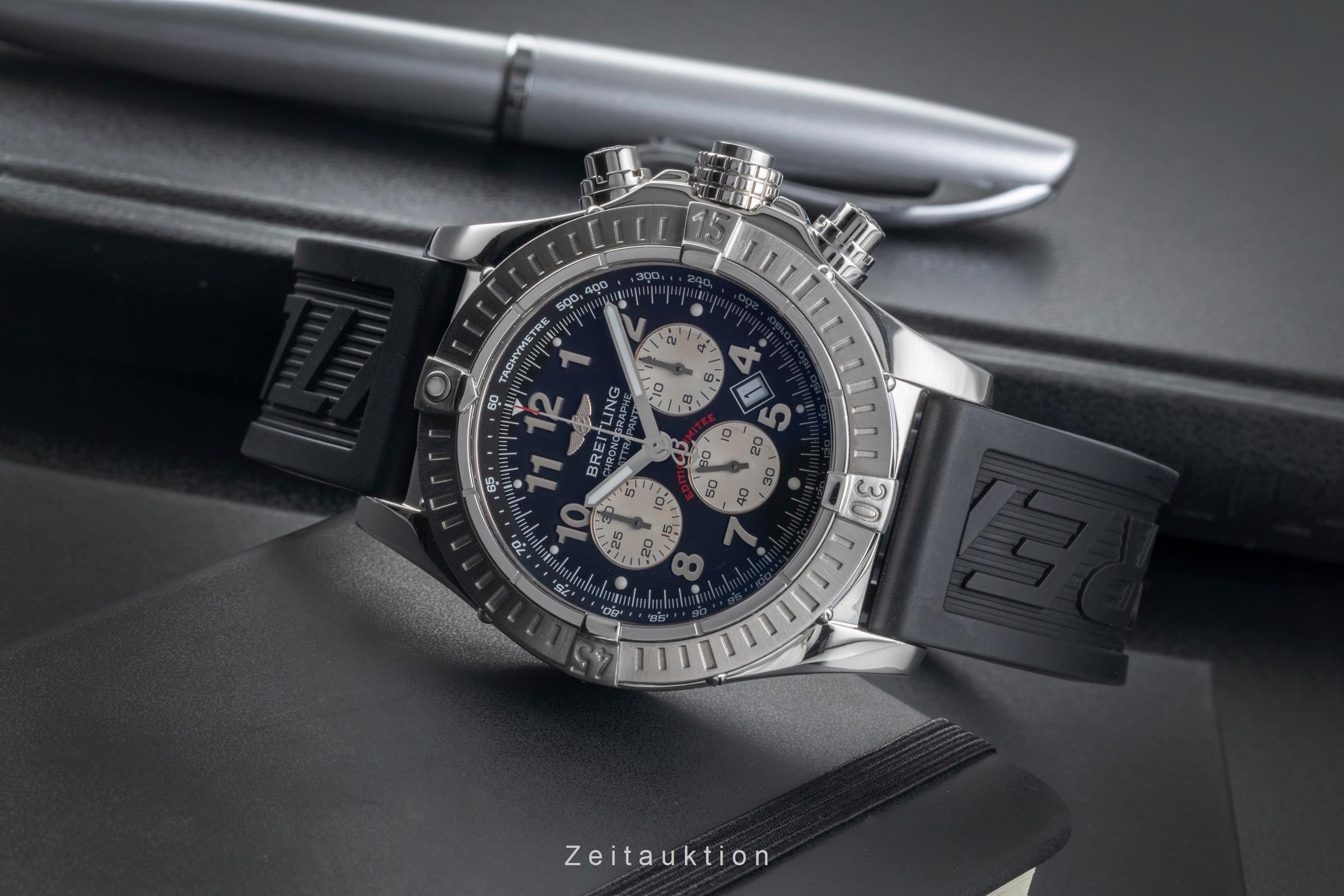 Breitling Avenger chronographe acier quartz montre pour hommes A69360 Limited  [2405824]