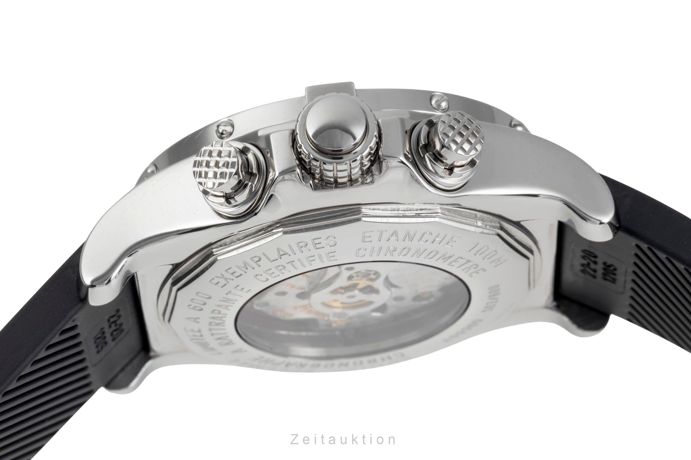 Breitling Avenger chronographe acier quartz montre pour hommes A69360 Limited  [2405824]