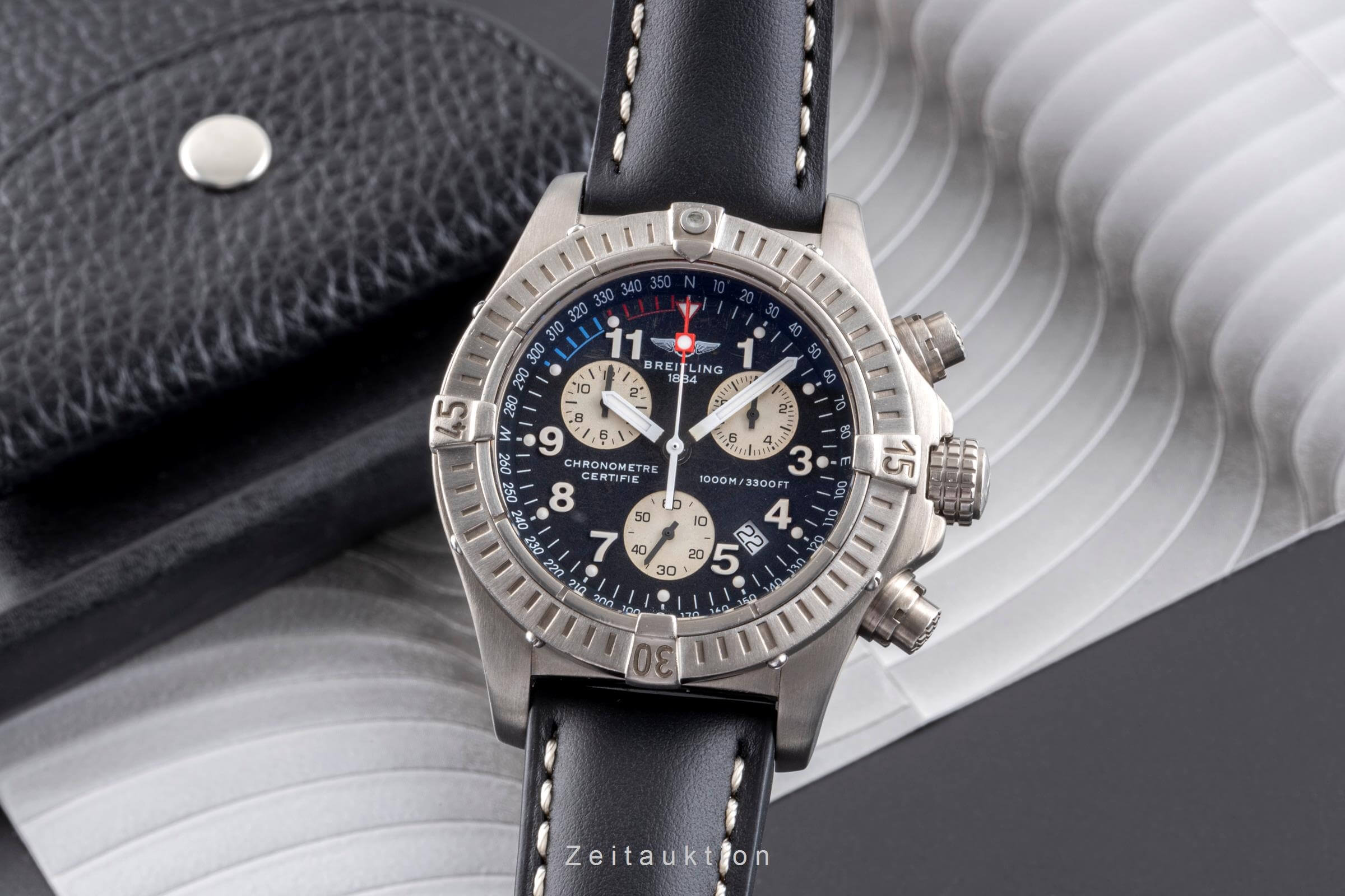 Breitling Avenger chronograph titanium quartz men's watch E73360  [2406214]