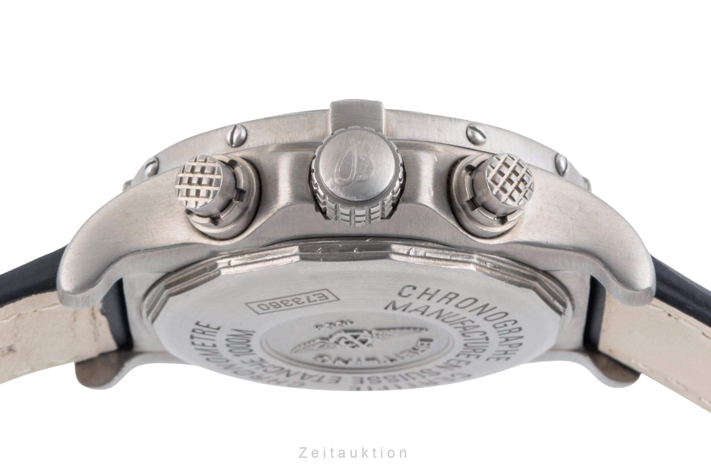 Breitling Avenger chronograph titanium quartz men's watch E73360  [2406214]