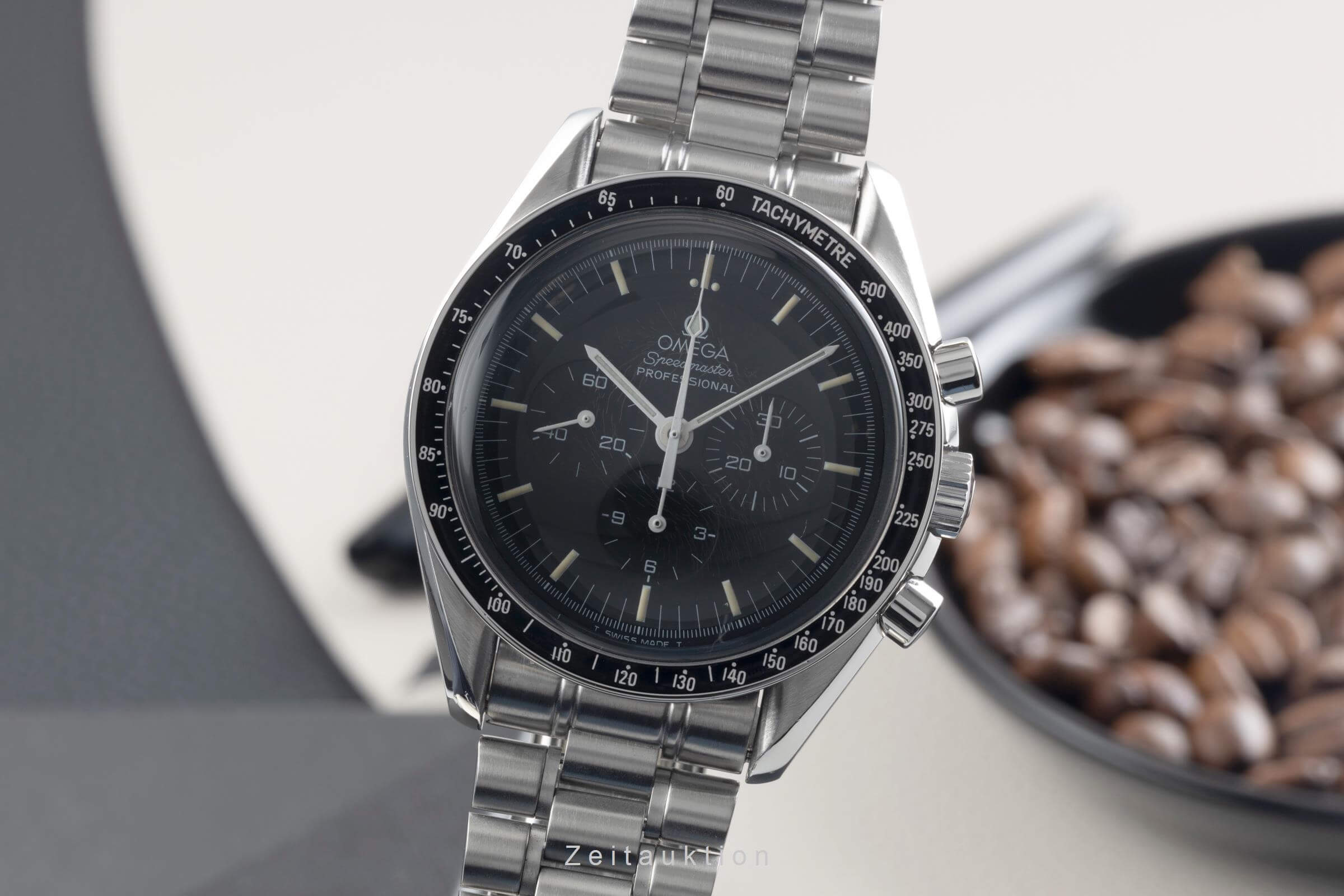 Omega Speedmaster Moonwatch chronograph steel manual winding men's watch 3592.50.00  [2406416]