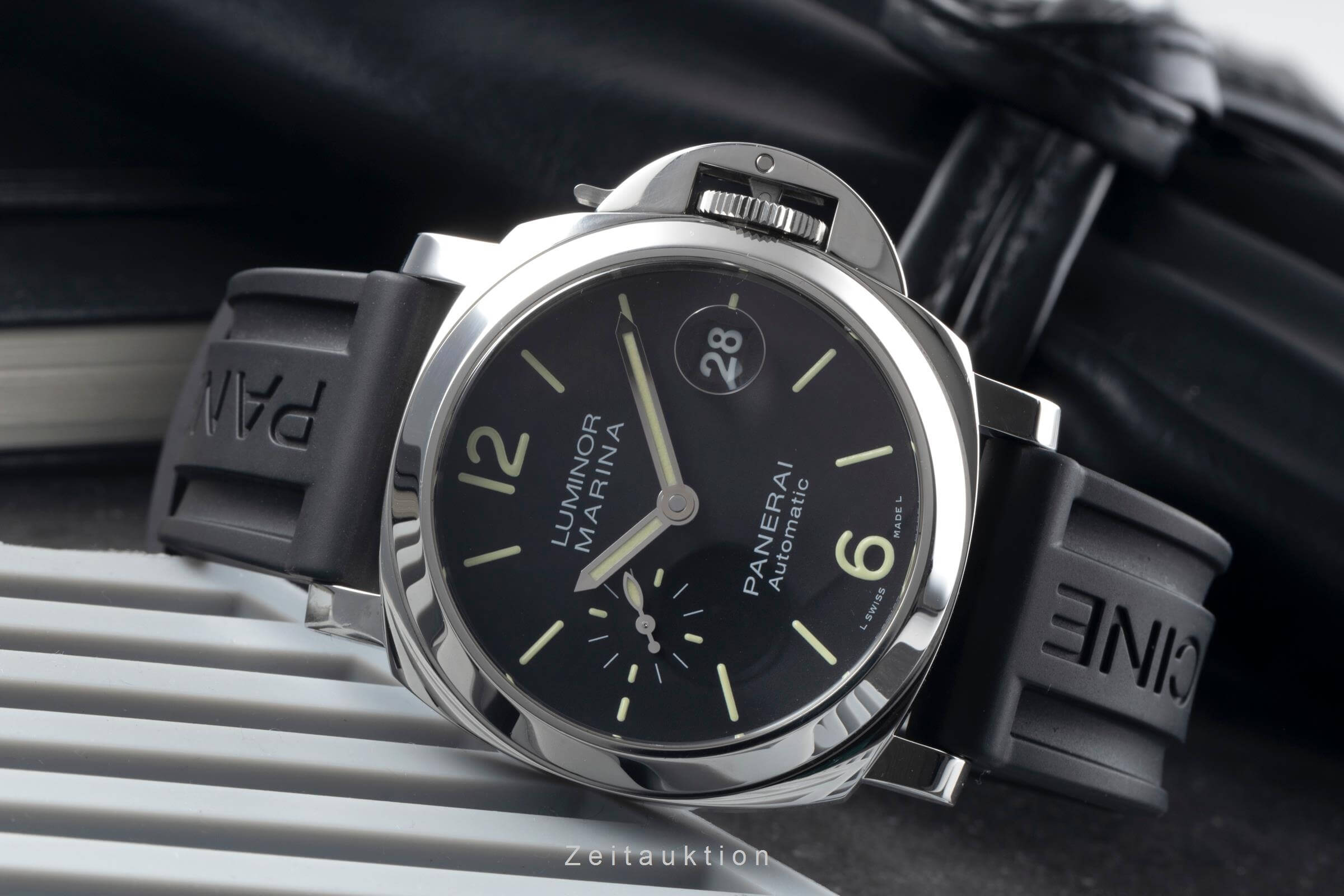 Panerai Luminor Marina acier automatique montre pour hommes PAM01048 LP: 7900EUR  [2406585]