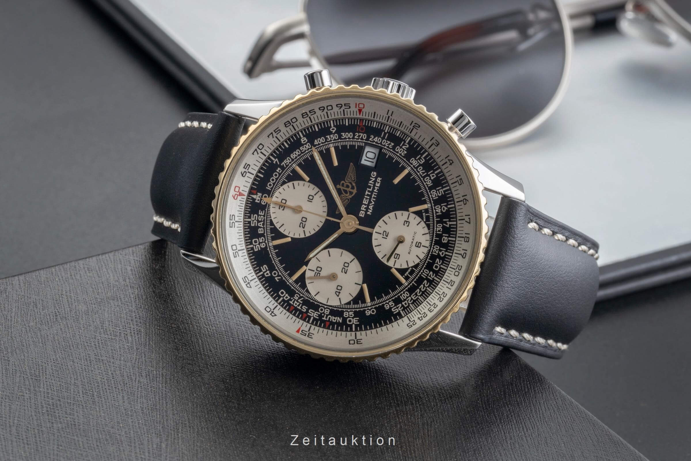 Breitling Navitimer chronographe acier / or  automatique montre pour hommes B13019  [2500272]