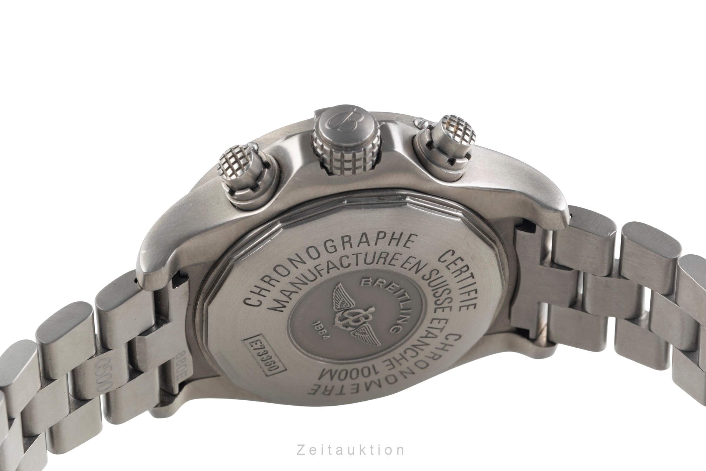 Breitling Avenger chronograph titanium quartz men's watch E73360  [2500379]