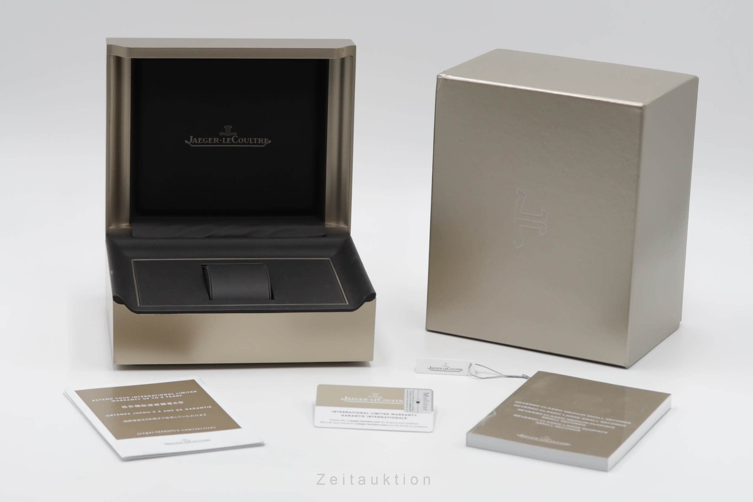 Jaeger LeCoultre Reverso Classic Medium Small Seconds Ref. Q2438522 B&P 2022 [2500483]