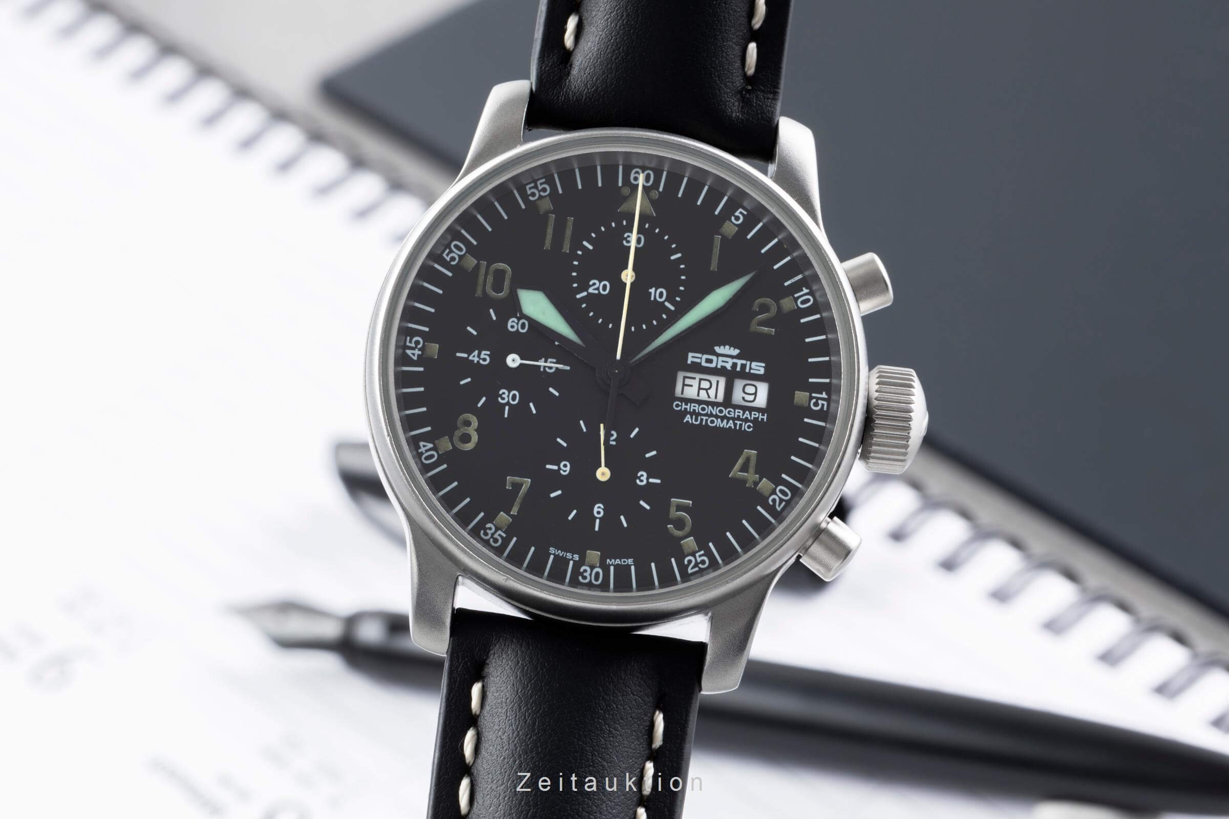 Fortis Flieger Chronograph Day-Date Automatik Stahl Herrenuhr Ref. 597.10.141  [2500522]