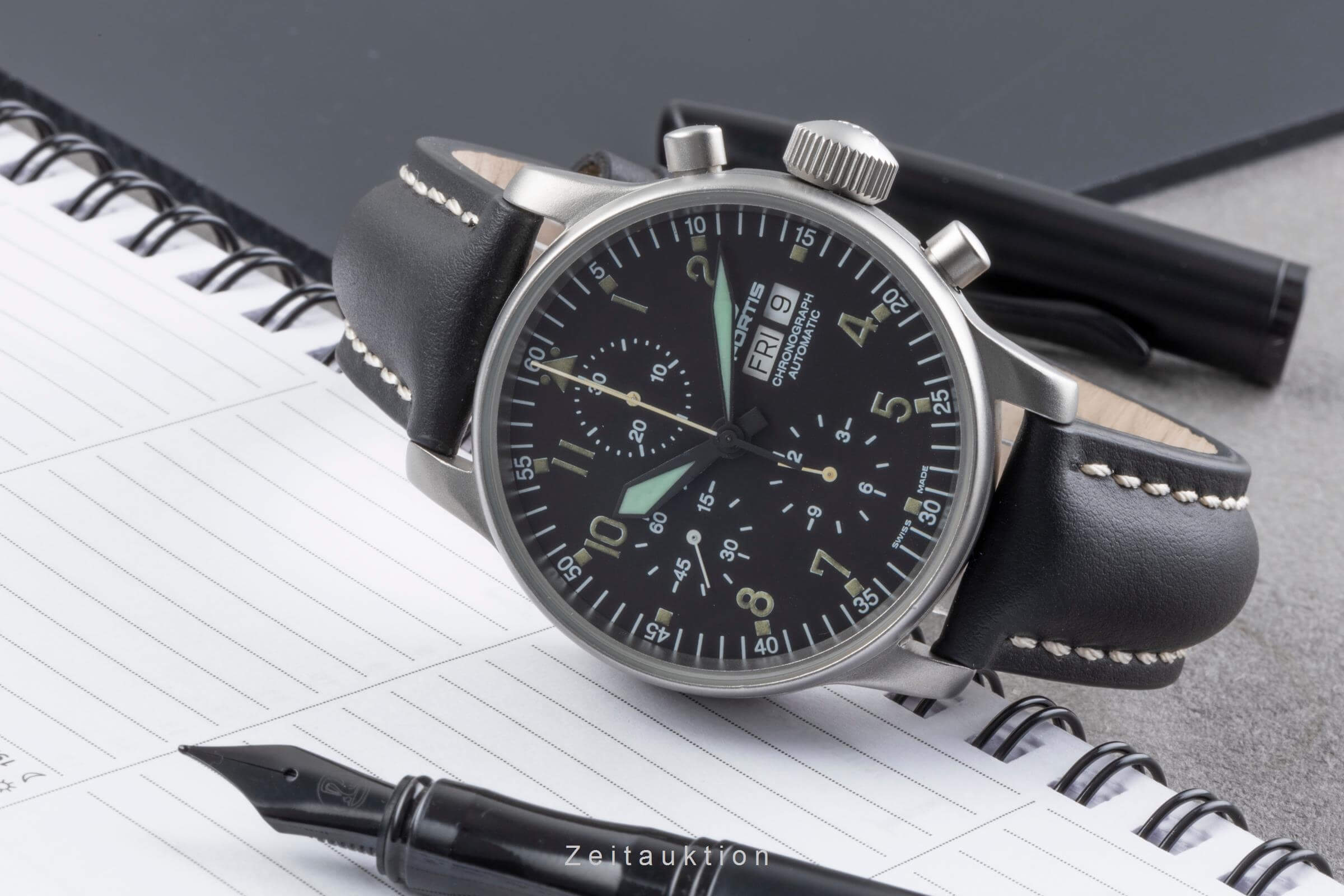 Fortis Flieger Chronograph Day-Date Automatik Stahl Herrenuhr Ref. 597.10.141  [2500522]
