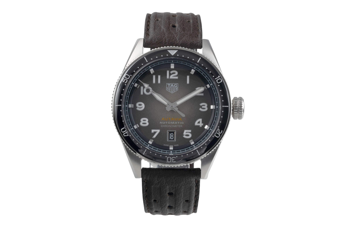 1968 Vintage Heuer Autavia 2446C GMT chronograph - Óra | Galéria 1968 Vintage Heuer Autavia 2446C GMT chronograph - Óra | Galéria
