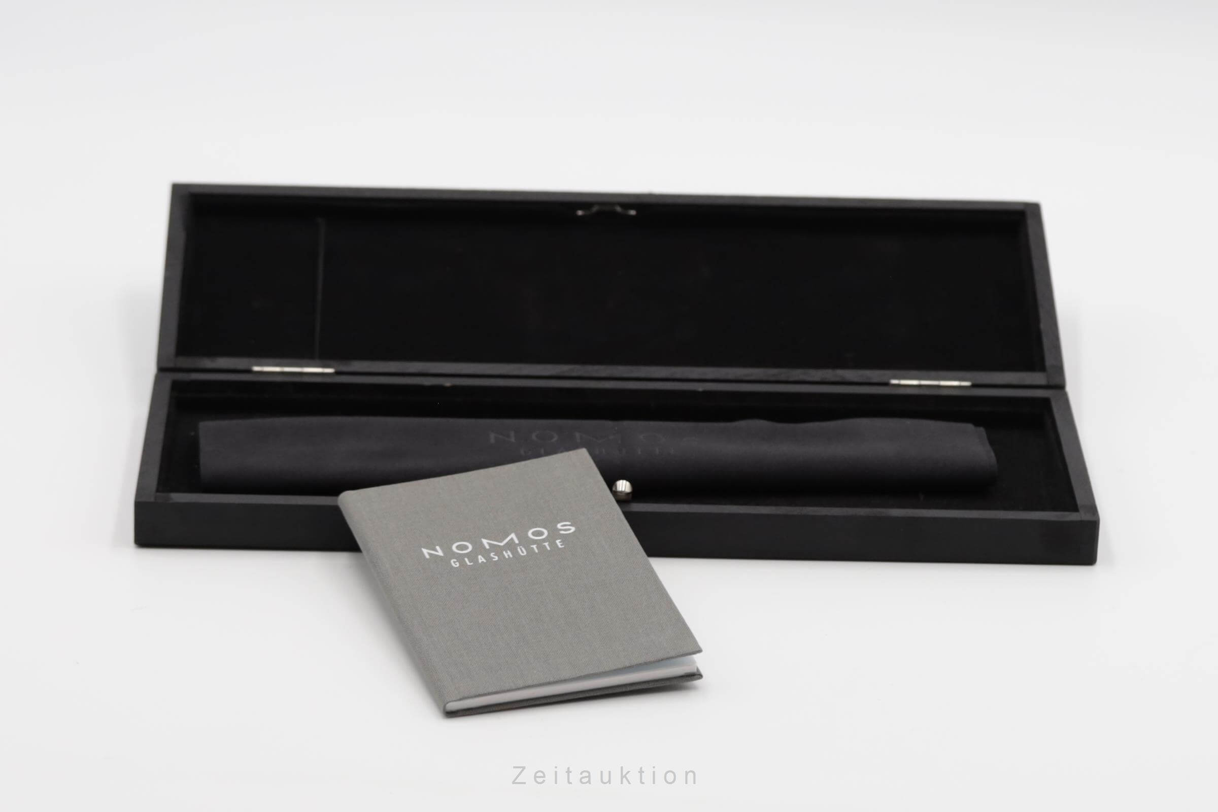 Nomos Ahoi steel automatic men's watch 552 LP: 3820EUR  [2500857]