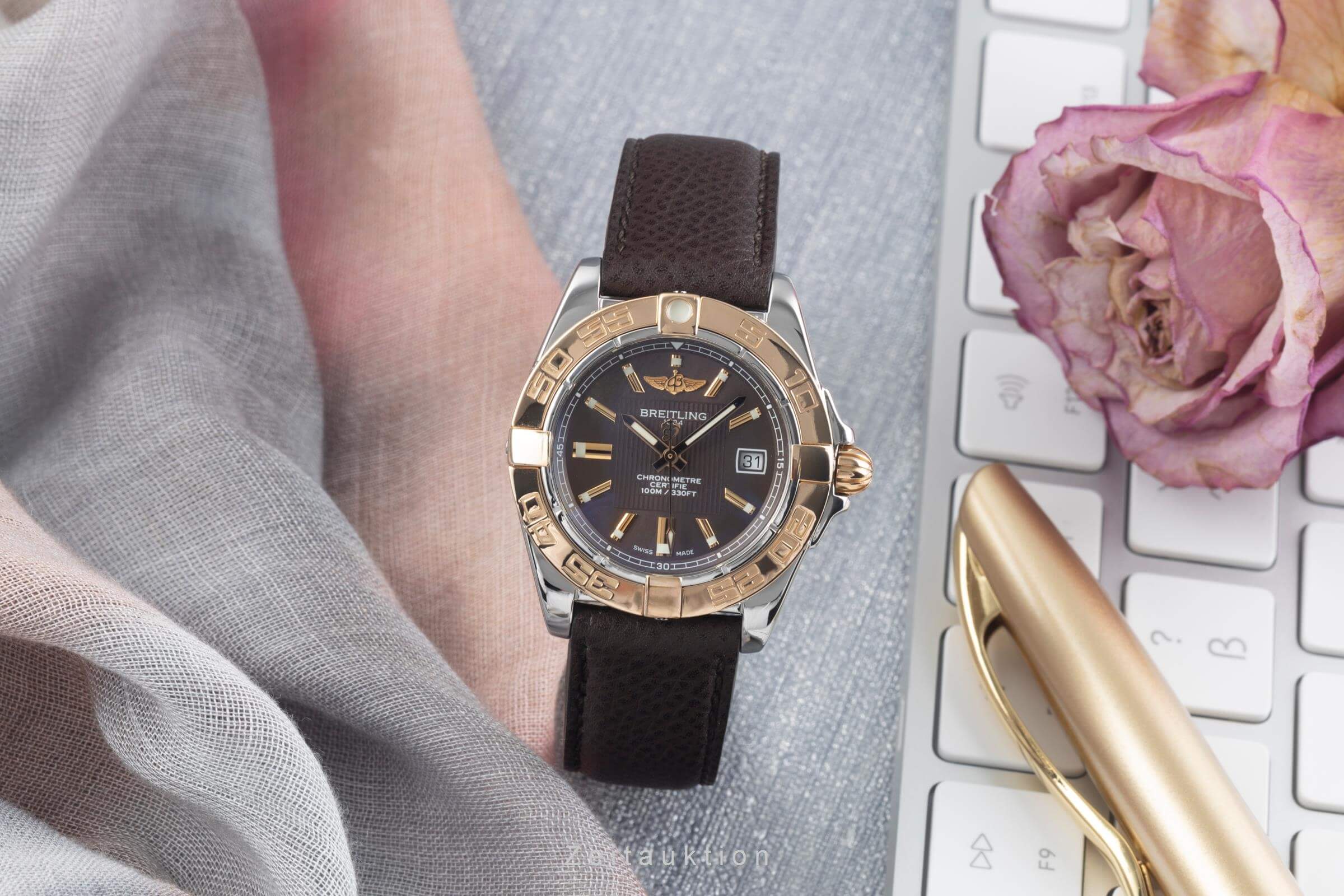 Breitling Cockpit Galactic Lady 32 Stahl / Rosegold Damenuhr Datum Ref. C71356 [2500904]