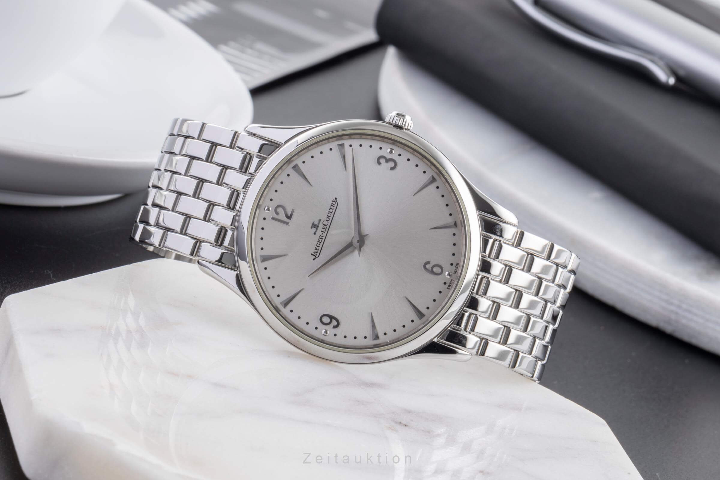 Jaeger LeCoultre Master Ultra Thin acero cuerda manual reloj para caballeros Q1348120 ,  172.8.79.S LP: 10300EUR  [2500993]