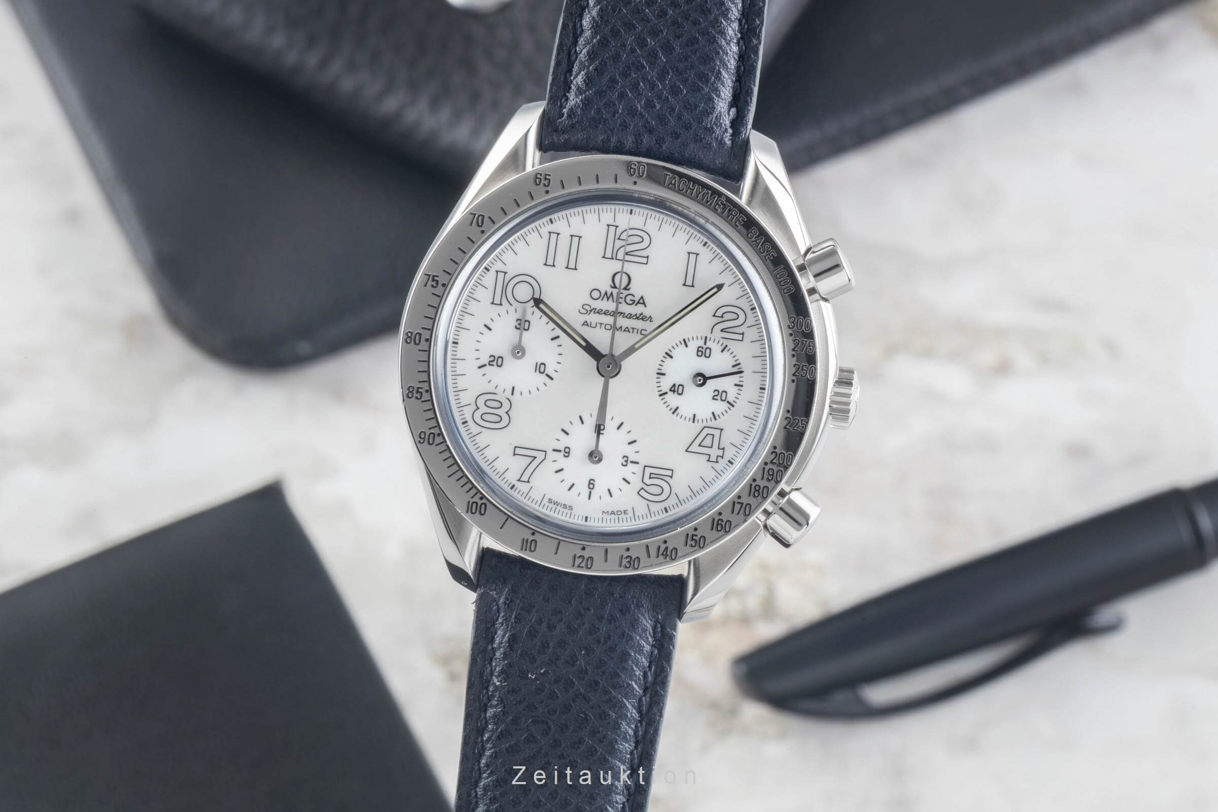 Omega Speedmaster chronographe acier automatique montre pour hommes 3834.70.36 LP: 5700EUR  [2501035]