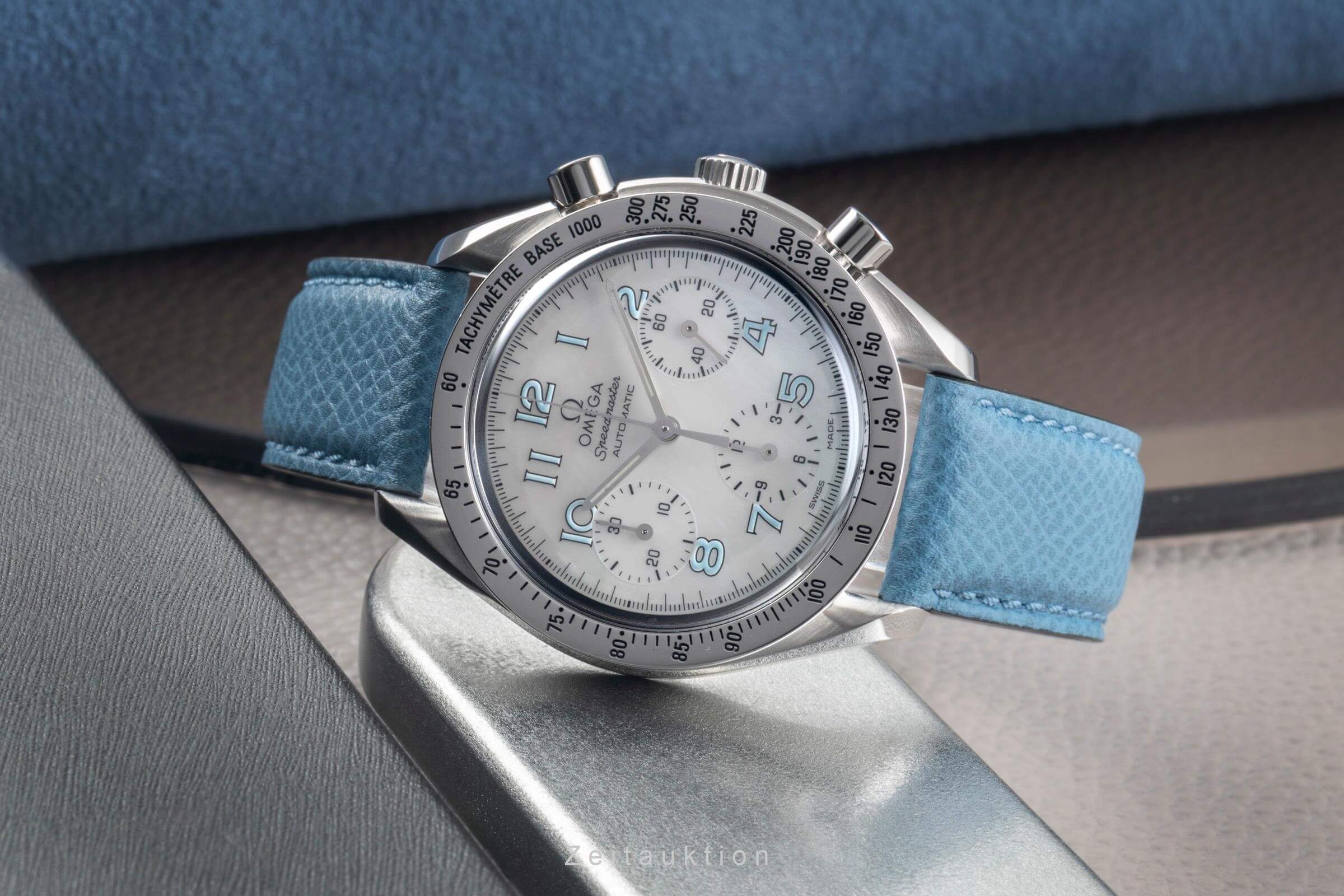 Omega Speedmaster Reduced MOP Chronograph Automatik Stahl Ref. 3834.70.36 [2501036]