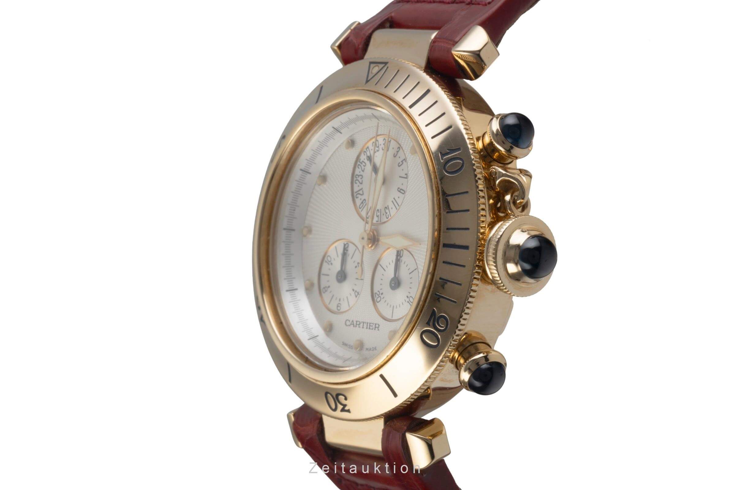 Cartier Pasha chronographe or 18 ct quartz montre pour femmes W3012051  [2501045]