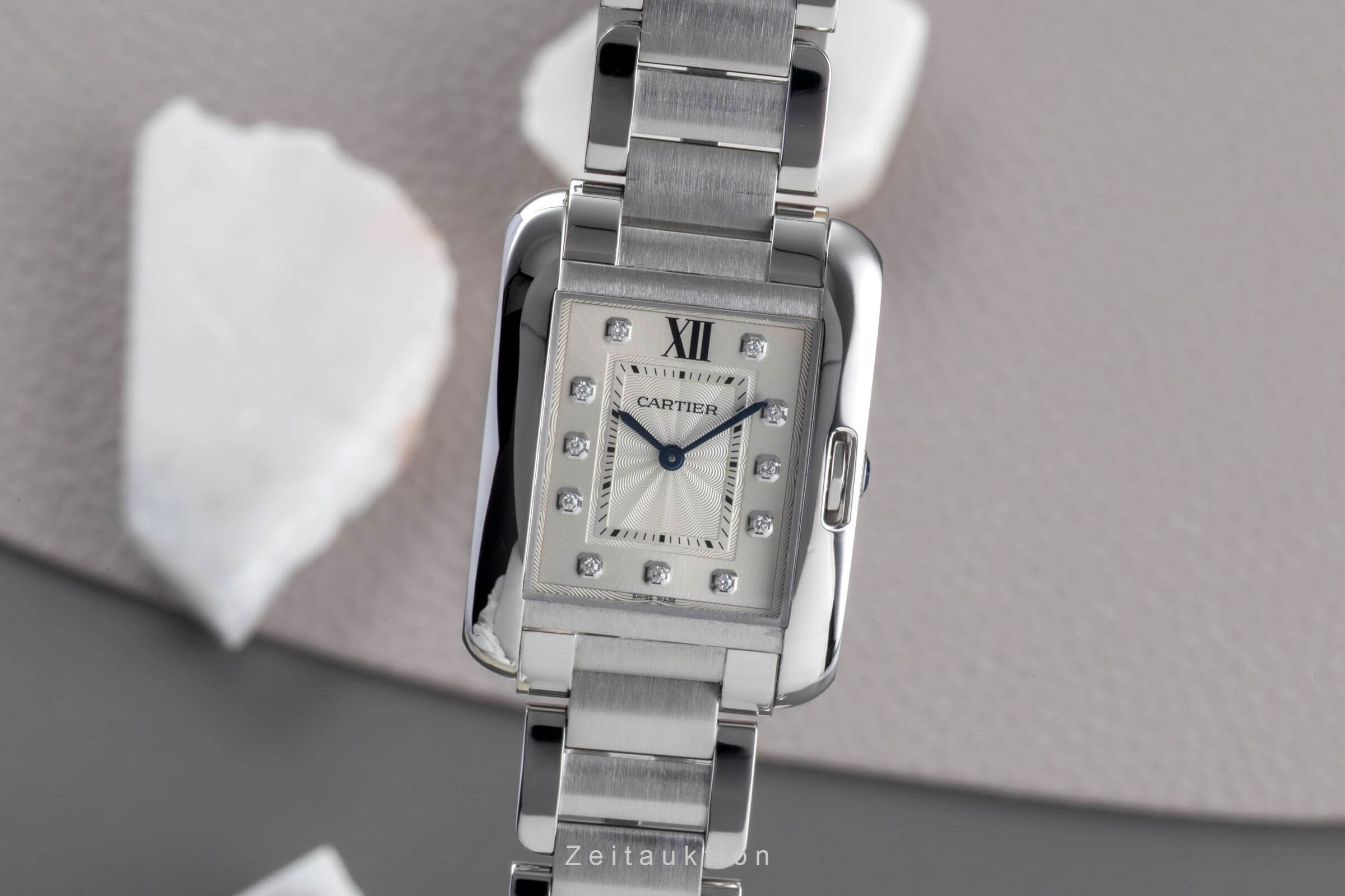 Cartier Tank Anglaise Medium Edelstahl Damenuhr Ref. W4TA0004 VP: 5000 € [2501149]