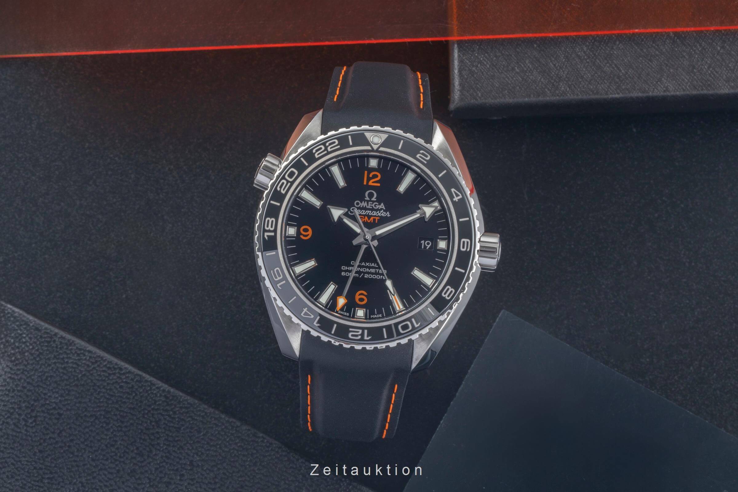 Omega Seamaster steel automatic Kal. 8605 Ref. 232.32.44.22.01.002