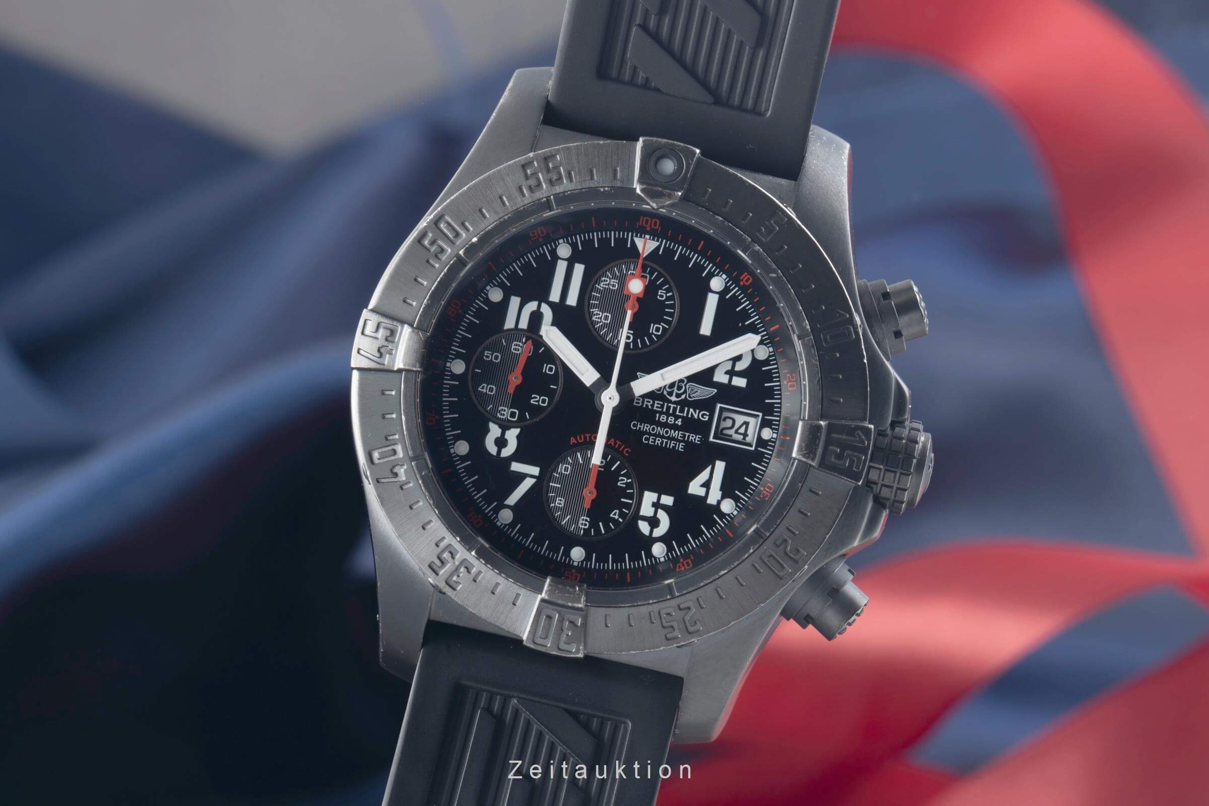 Breitling Avenger Skyland Chronograph Black Automatik Limited M13380 VP: 8950,-€ [2501218]