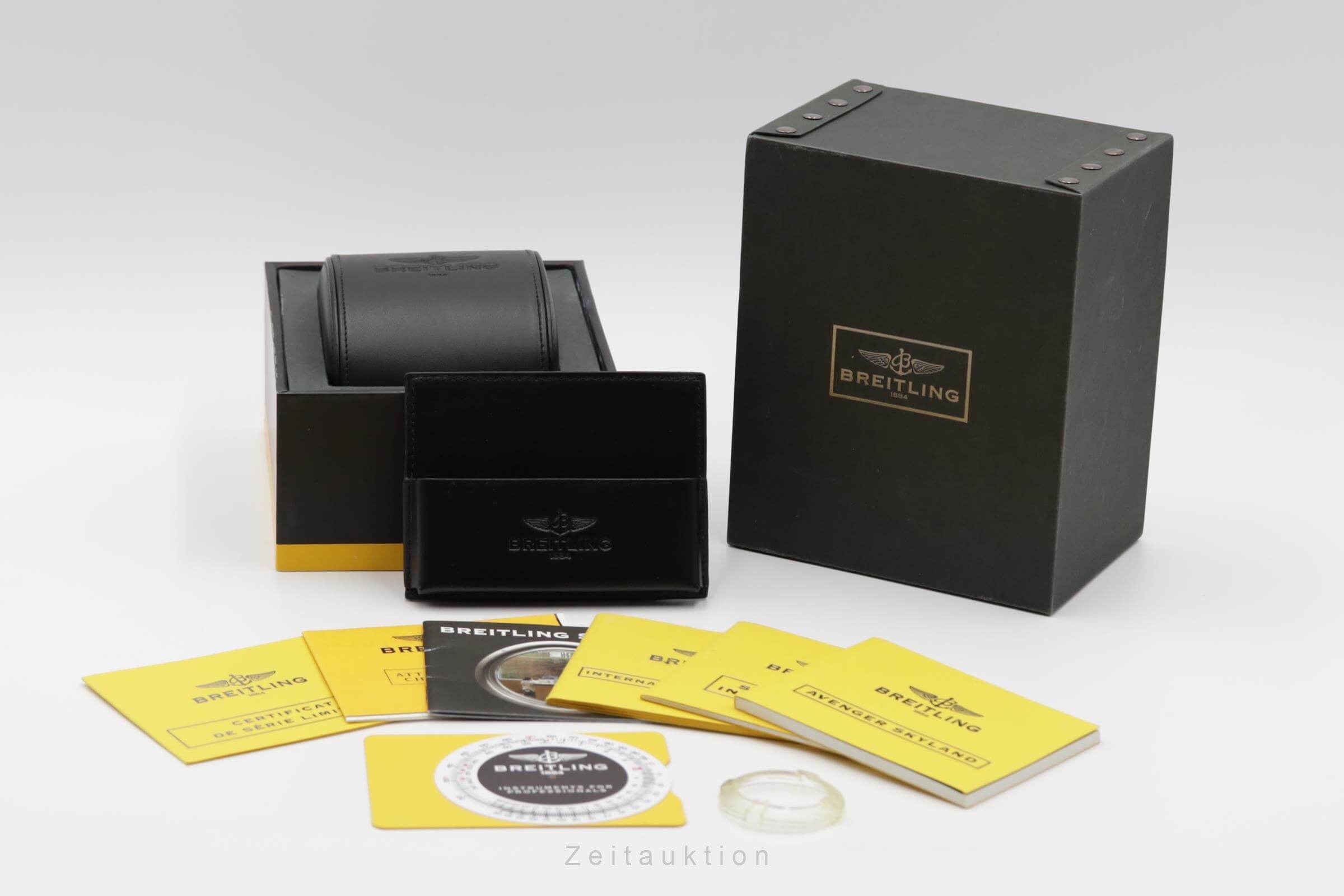 Breitling Avenger Skyland Chronograph Black Automatik Limited M13380 VP: 8950,-€ [2501218]