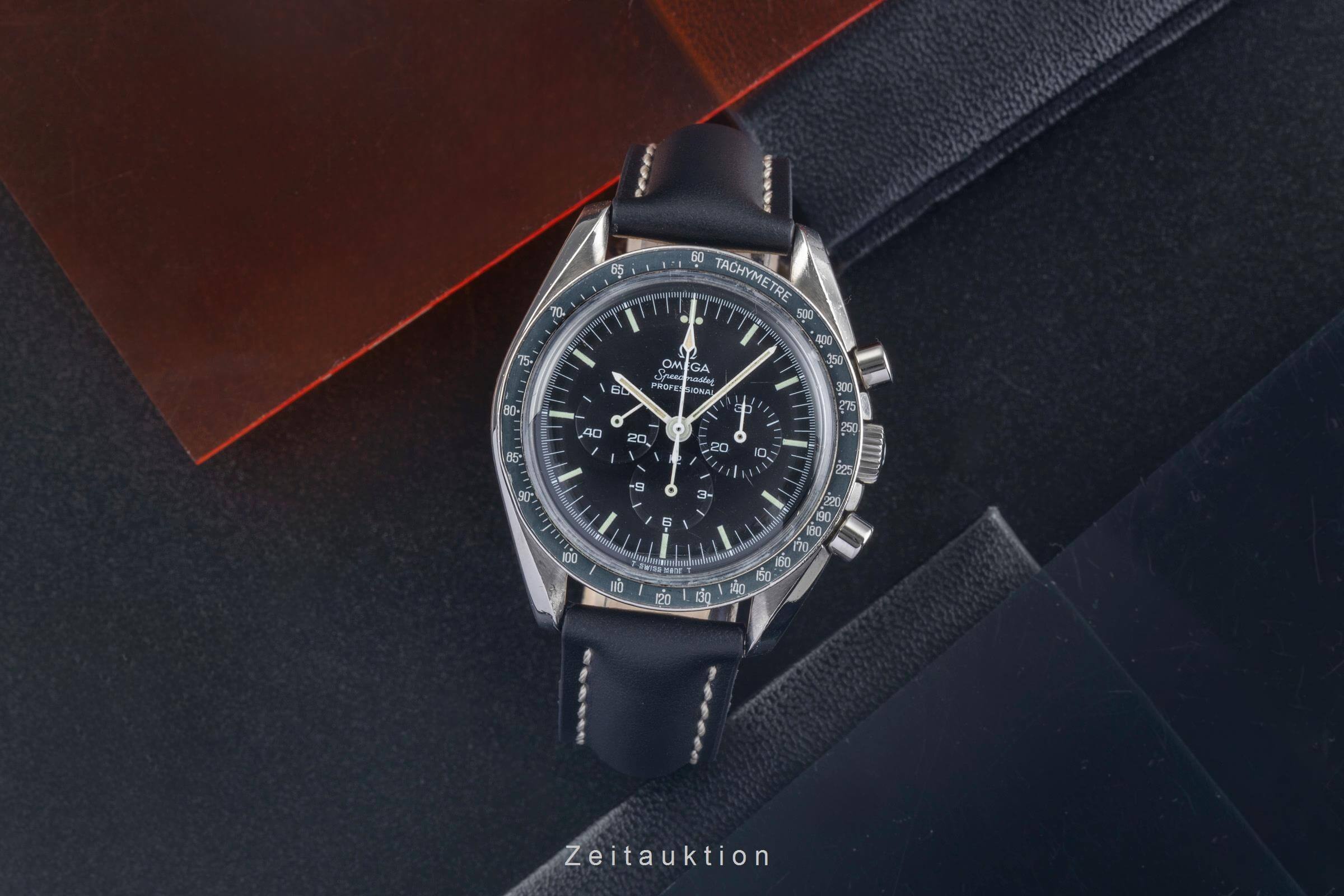 Omega Speedmaster Professional Moonwatch Chronograph Ref. 145.022 76 ST  [2501220]