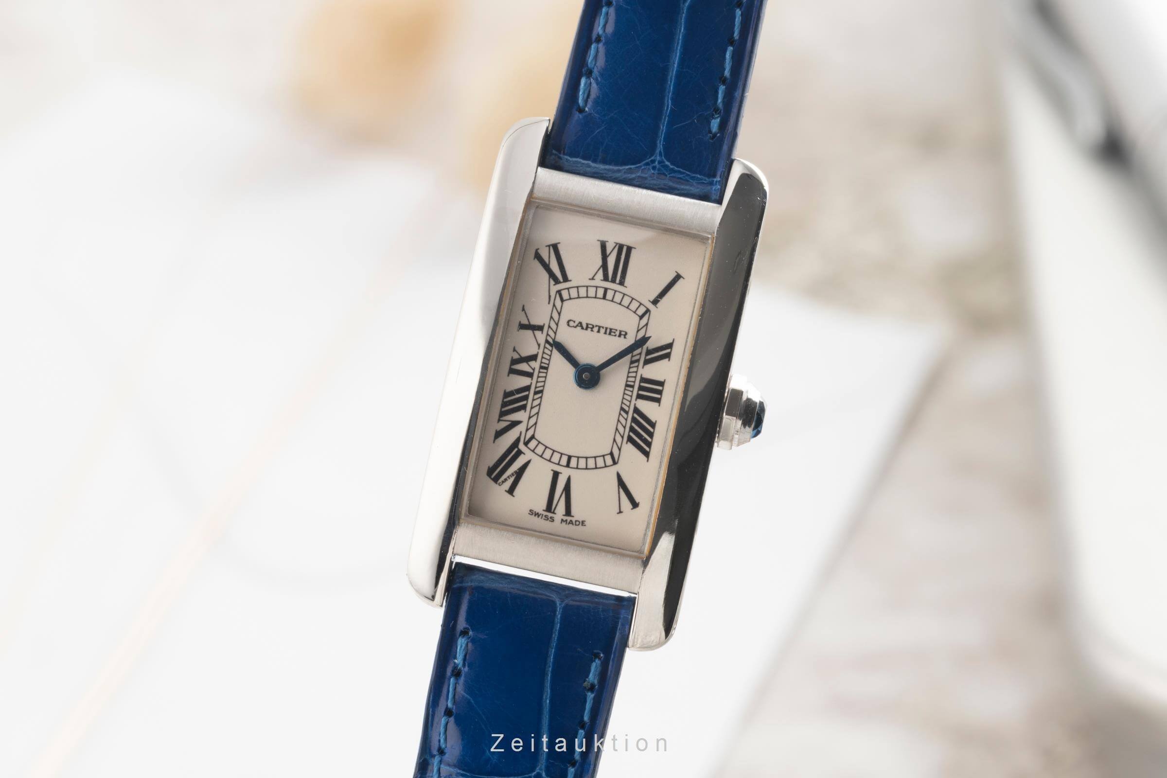 Cartier Tank Américaine 18 ct white gold quartz women's watch W26019L4 LP: 12400EUR  [2501306]