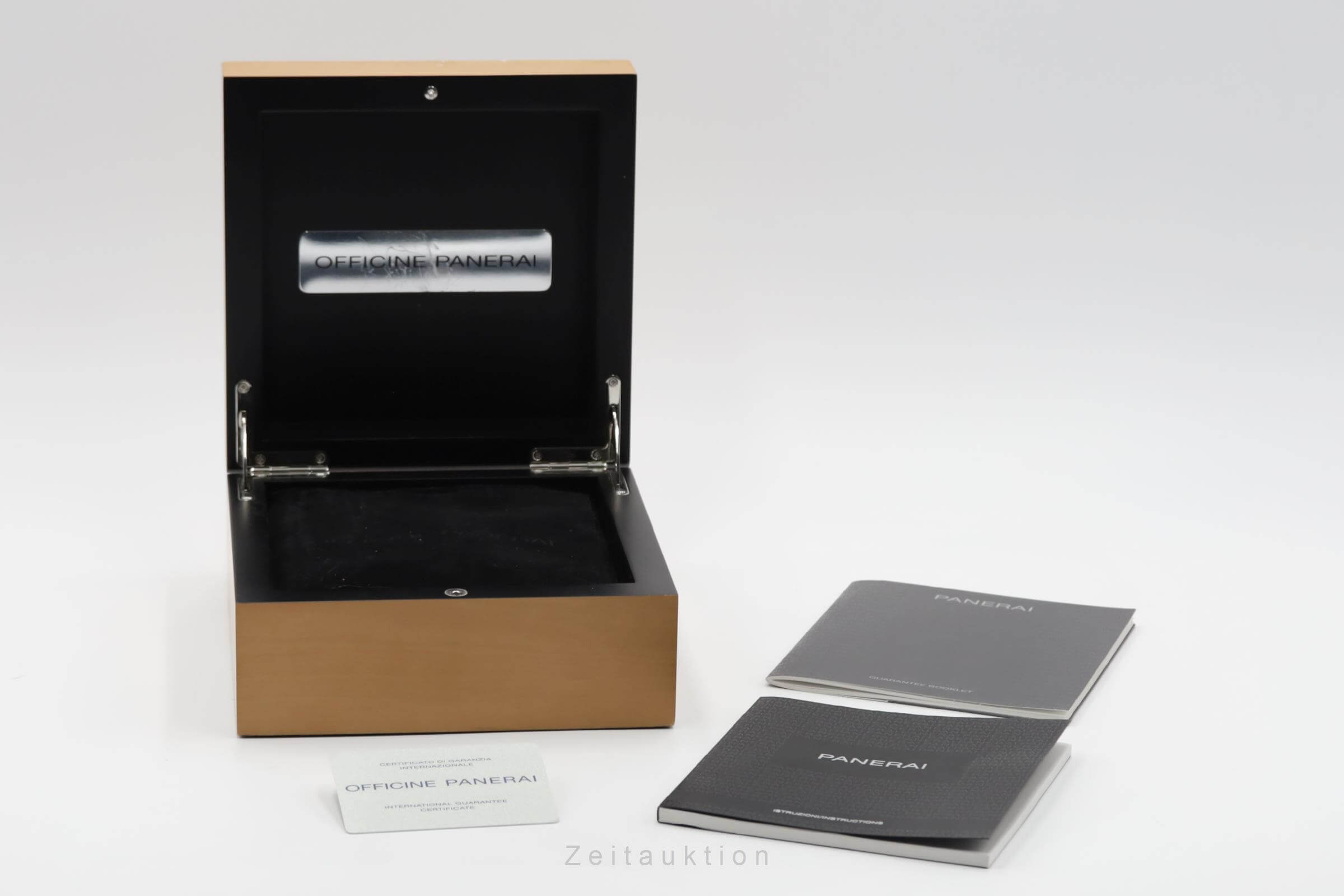 Panerai Luminor Marina Handaufzug Edelstahl Herrenuhr R. PAM00631 B&P VP: 6200 € [2501391]