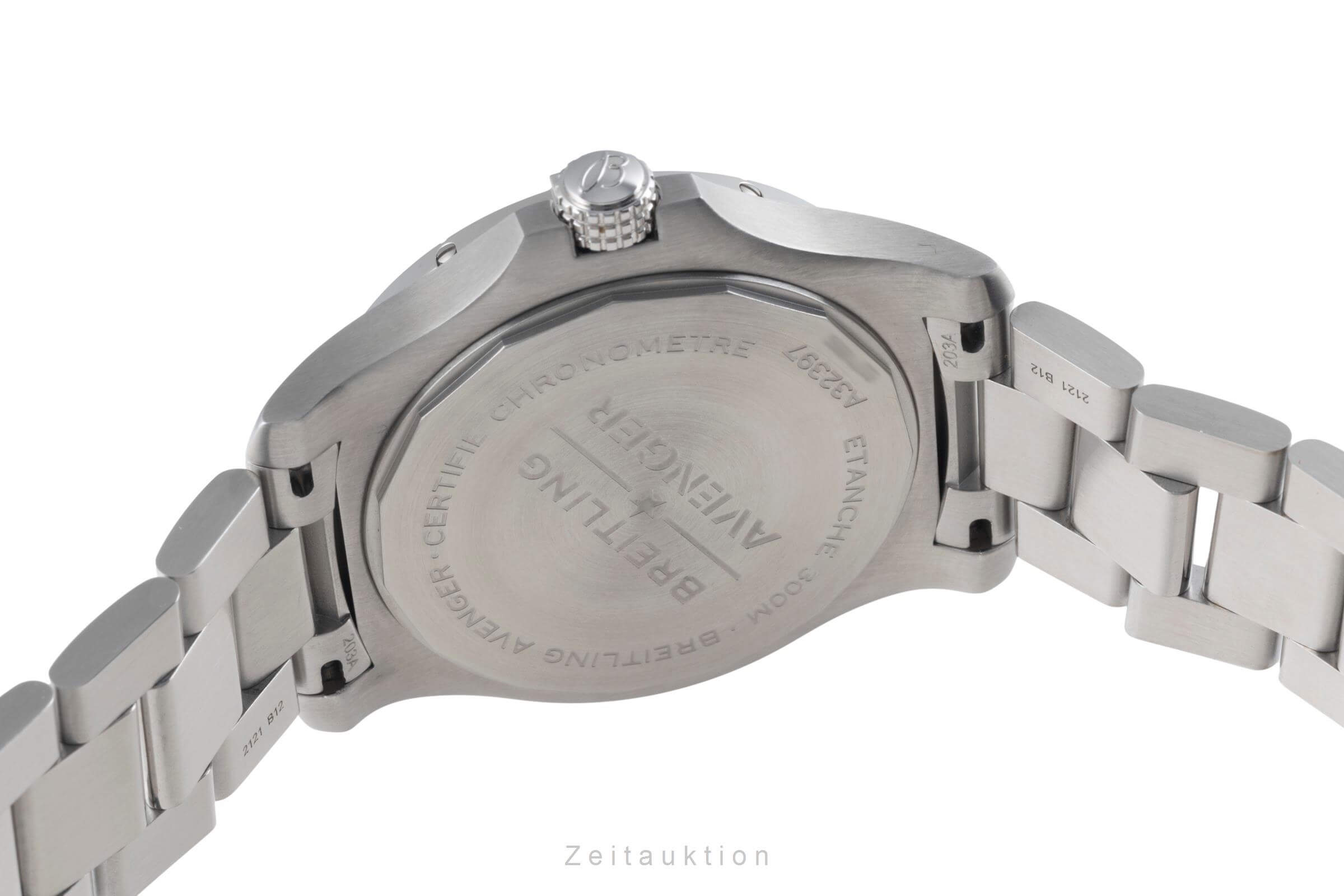 Breitling Avenger II GMT steel automatic men's watch A32397101A1A1 LP: 4900EUR  [2501409]