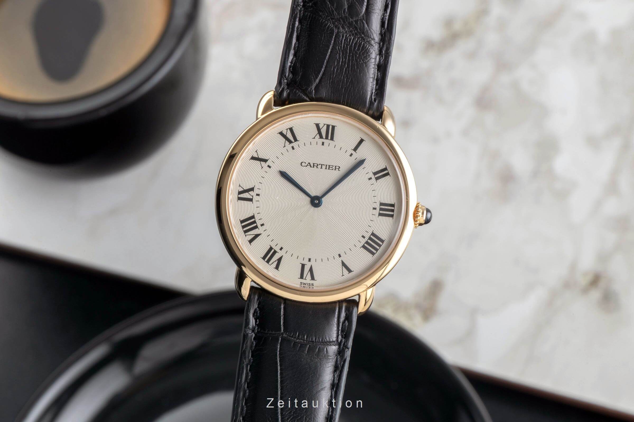 Cartier Ronde Louis oro 18 ct carica manuale orologio da donna W1508956  [2501471]