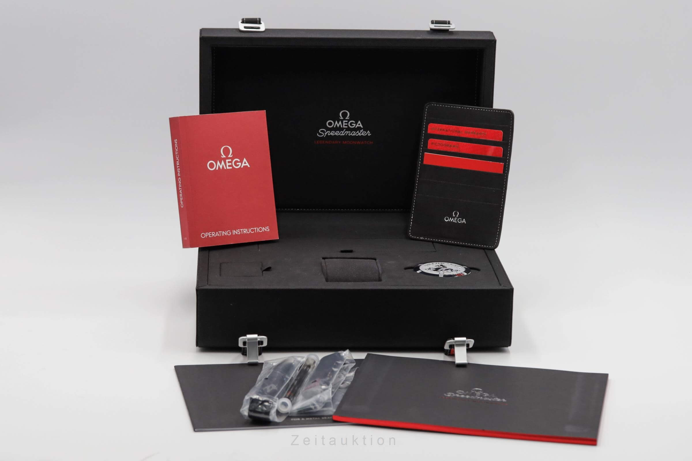 Omega Speedmaster Moonwatch cronografo acciaio carica manuale orologio da uomo 311.30.42.30.01.005  [2501485]