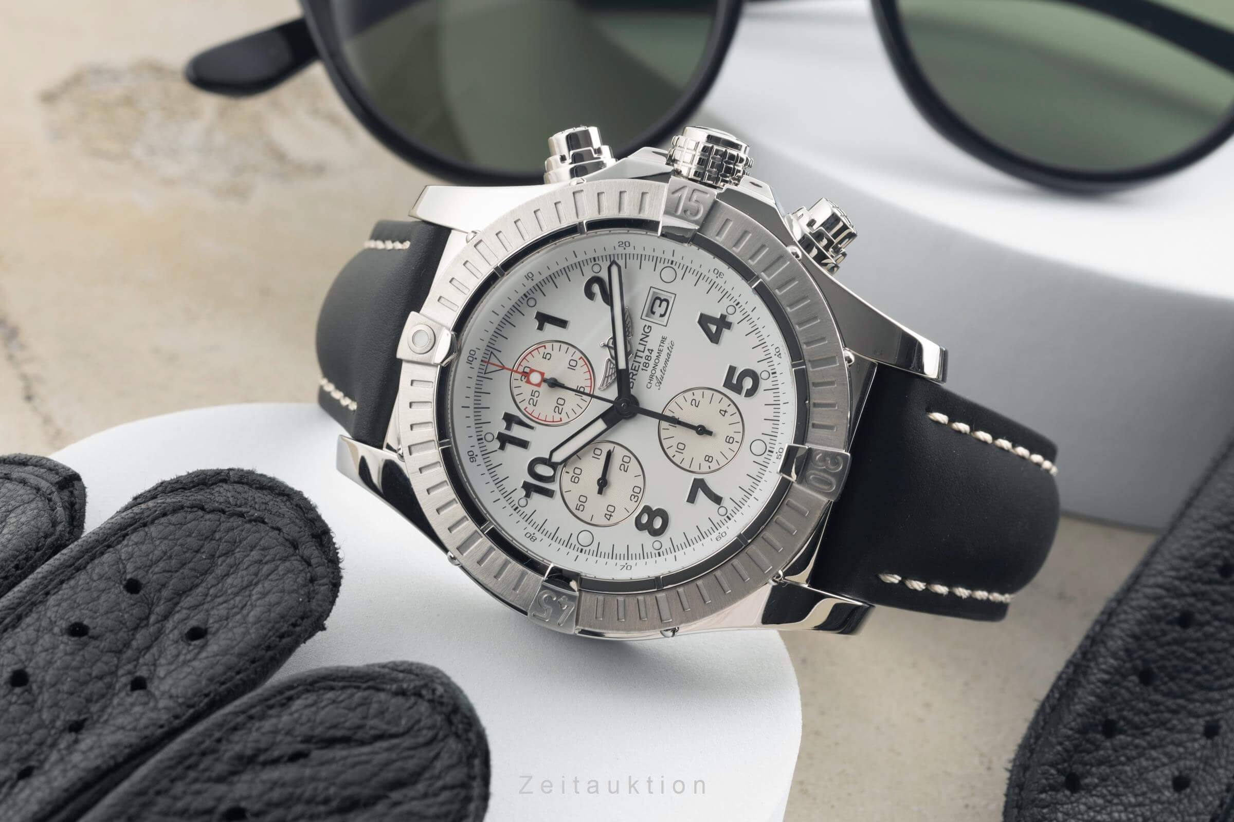 Breitling Super Avenger chronograph steel automatic Kal. B13 Ref