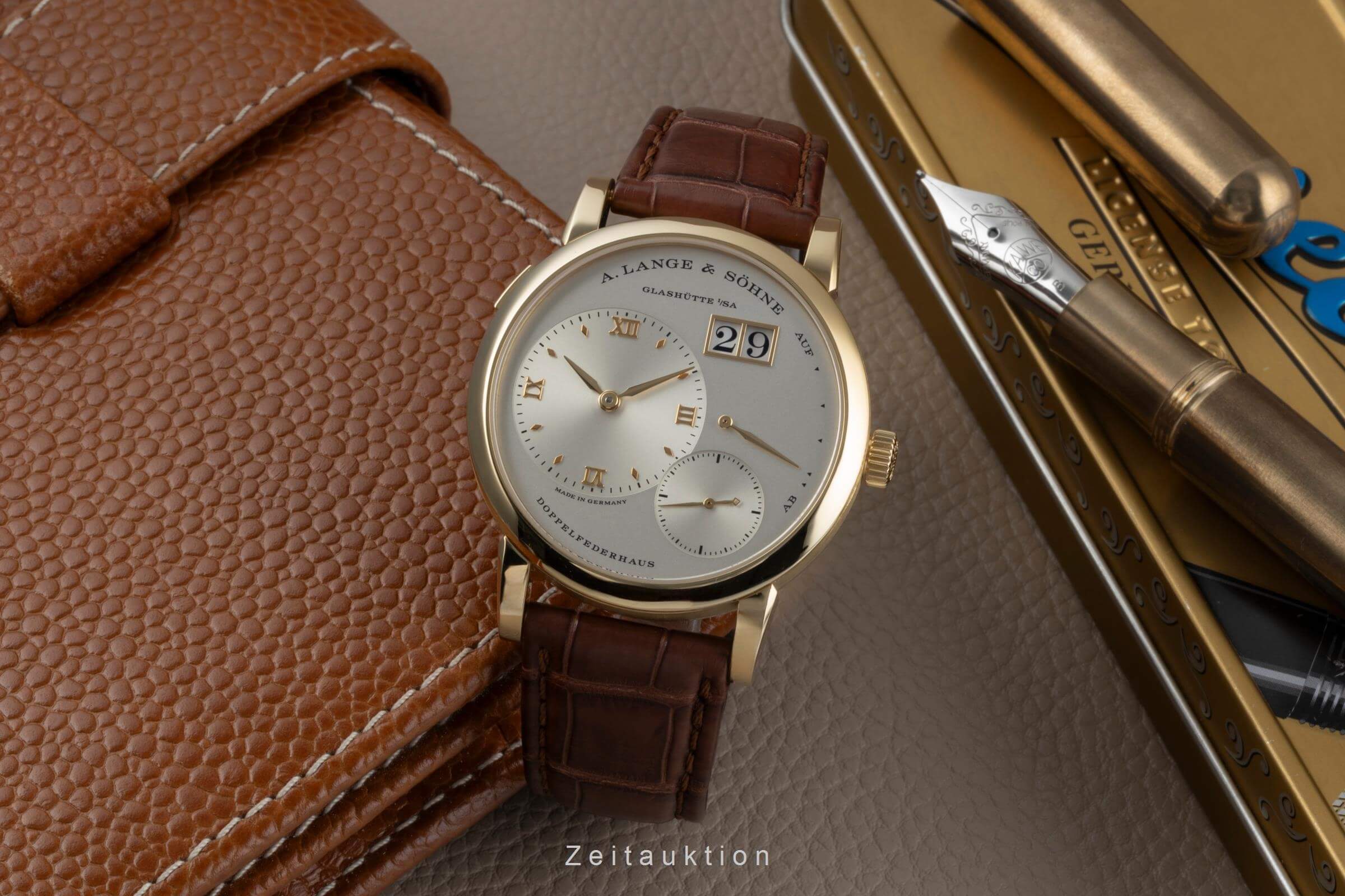 A. Lange & Söhne Lange 1 18k Gold Handaufzug Gangreserve Ref. 191.021 B&P [2501550]