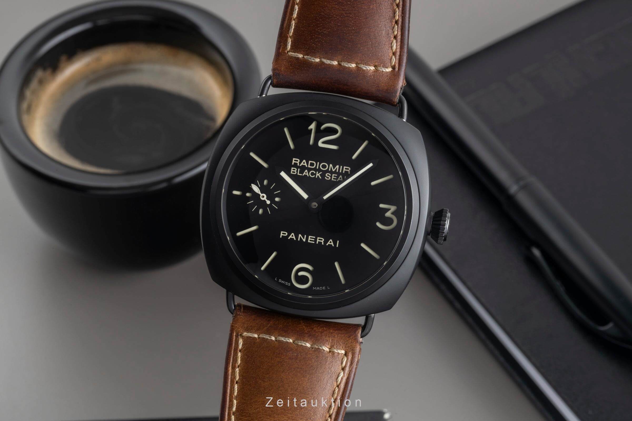 Panerai Radiomir Black Seal Keramik Handaufzug Herrenuhr Ref. PAM00292 B&P [2501604]