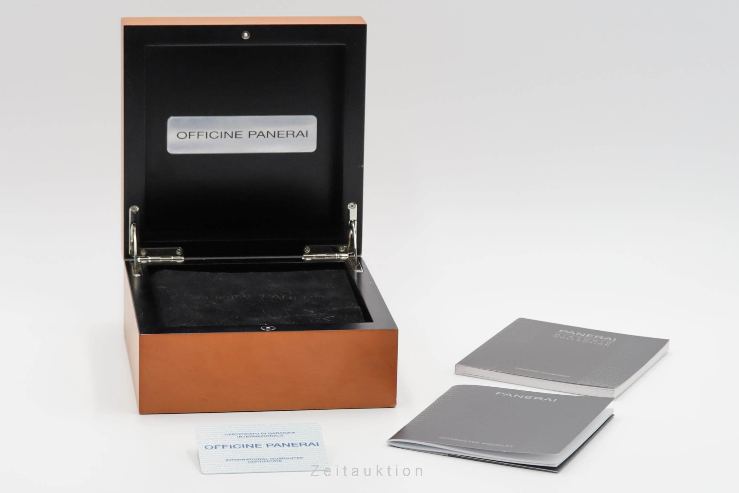 Panerai Radiomir Black Seal Keramik Handaufzug Herrenuhr Ref. PAM00292 B&P [2501604]